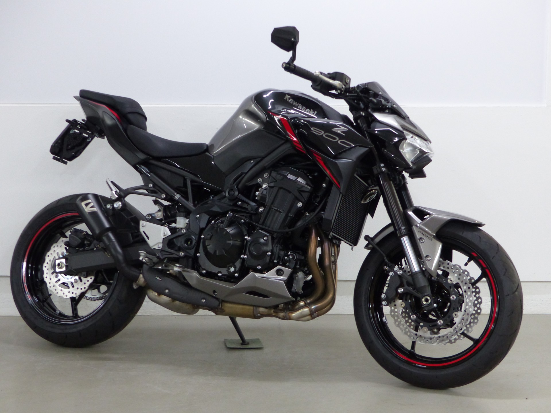 KAWASAKI Z 900 ABS MY24 mit Zubehör-image-13