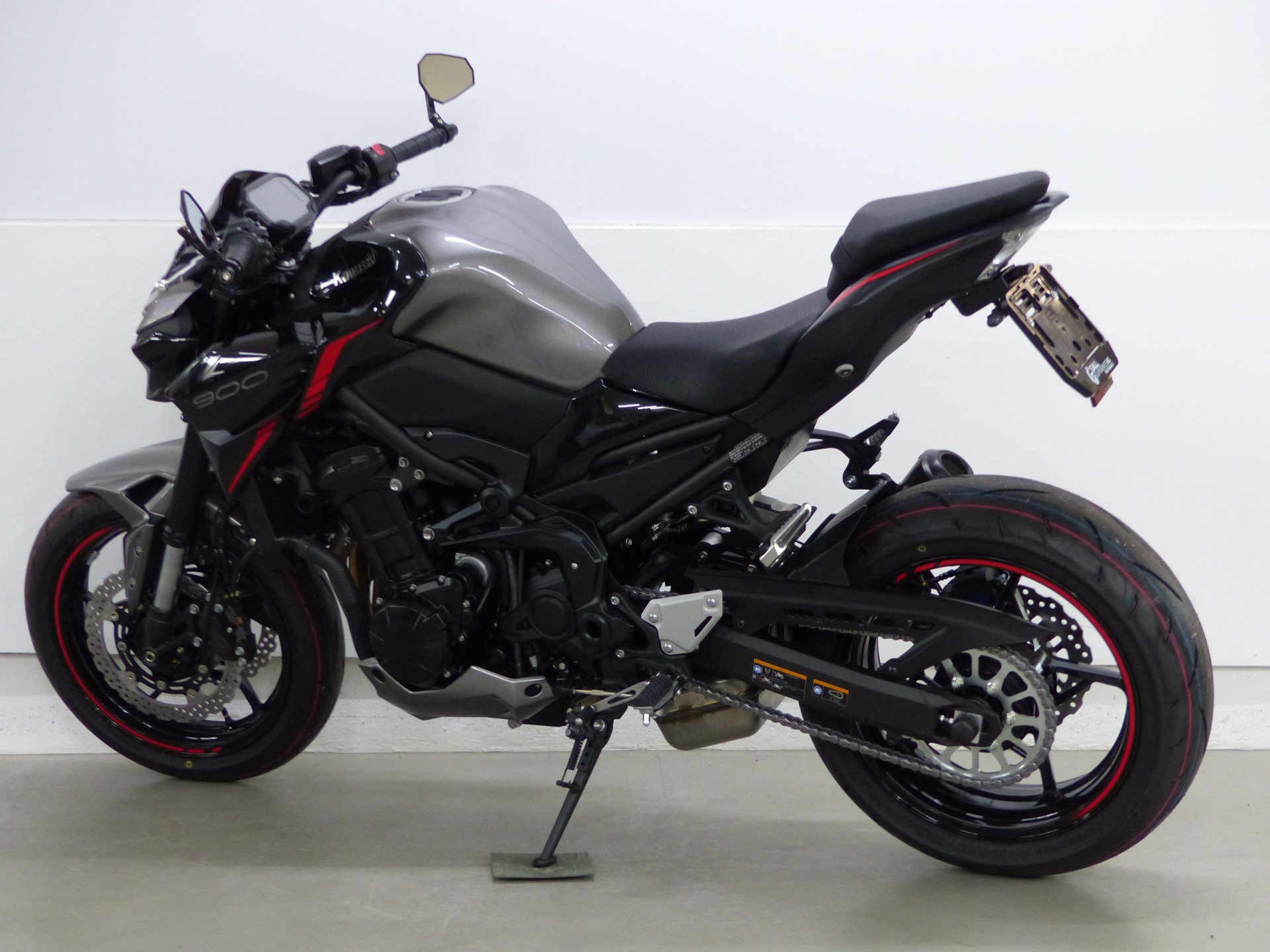 KAWASAKI Z 900 ABS MY24 mit Zubehör-image-14