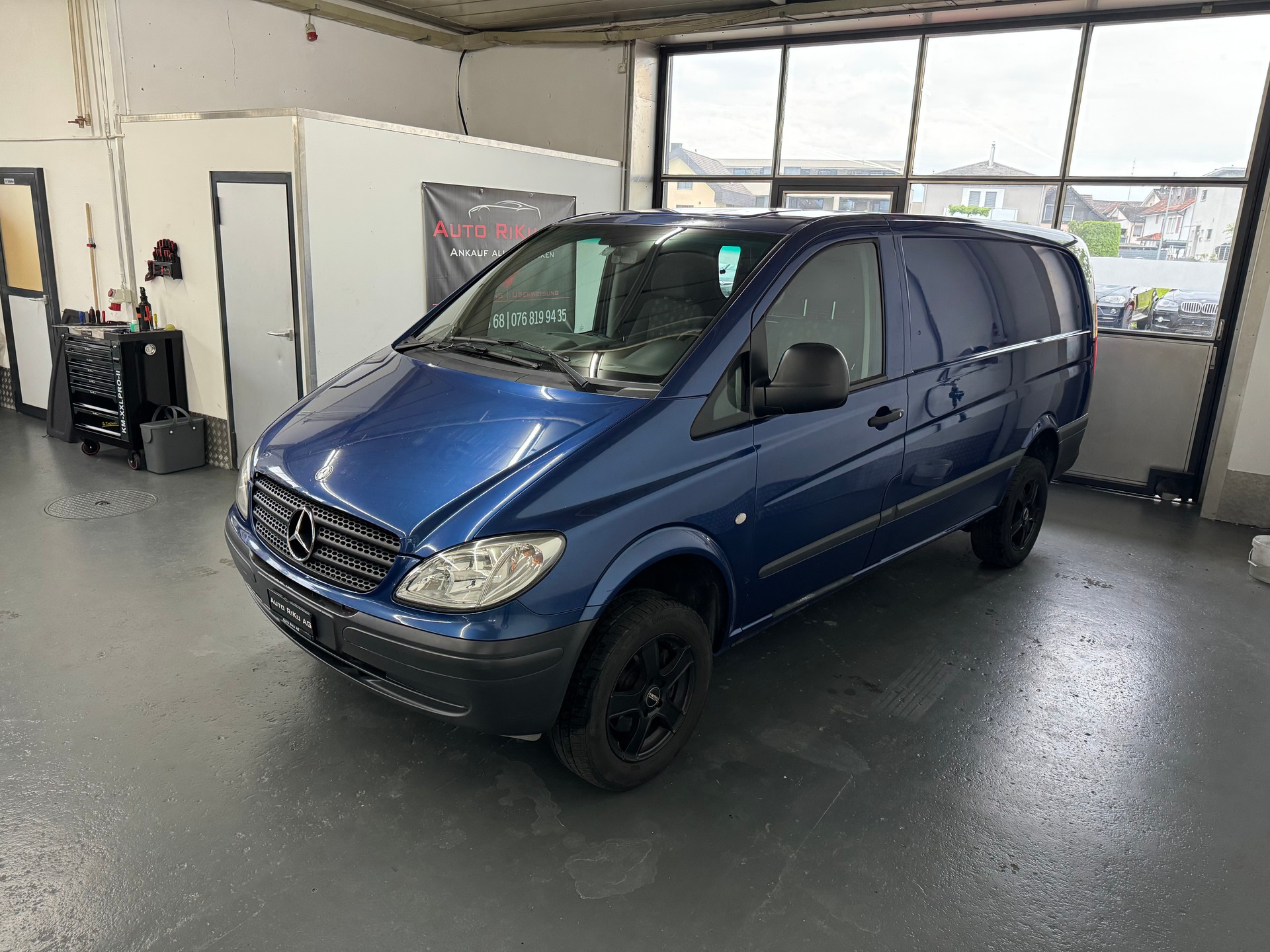 MERCEDES-BENZ Vito 115 CDI EL-showroom-element-3