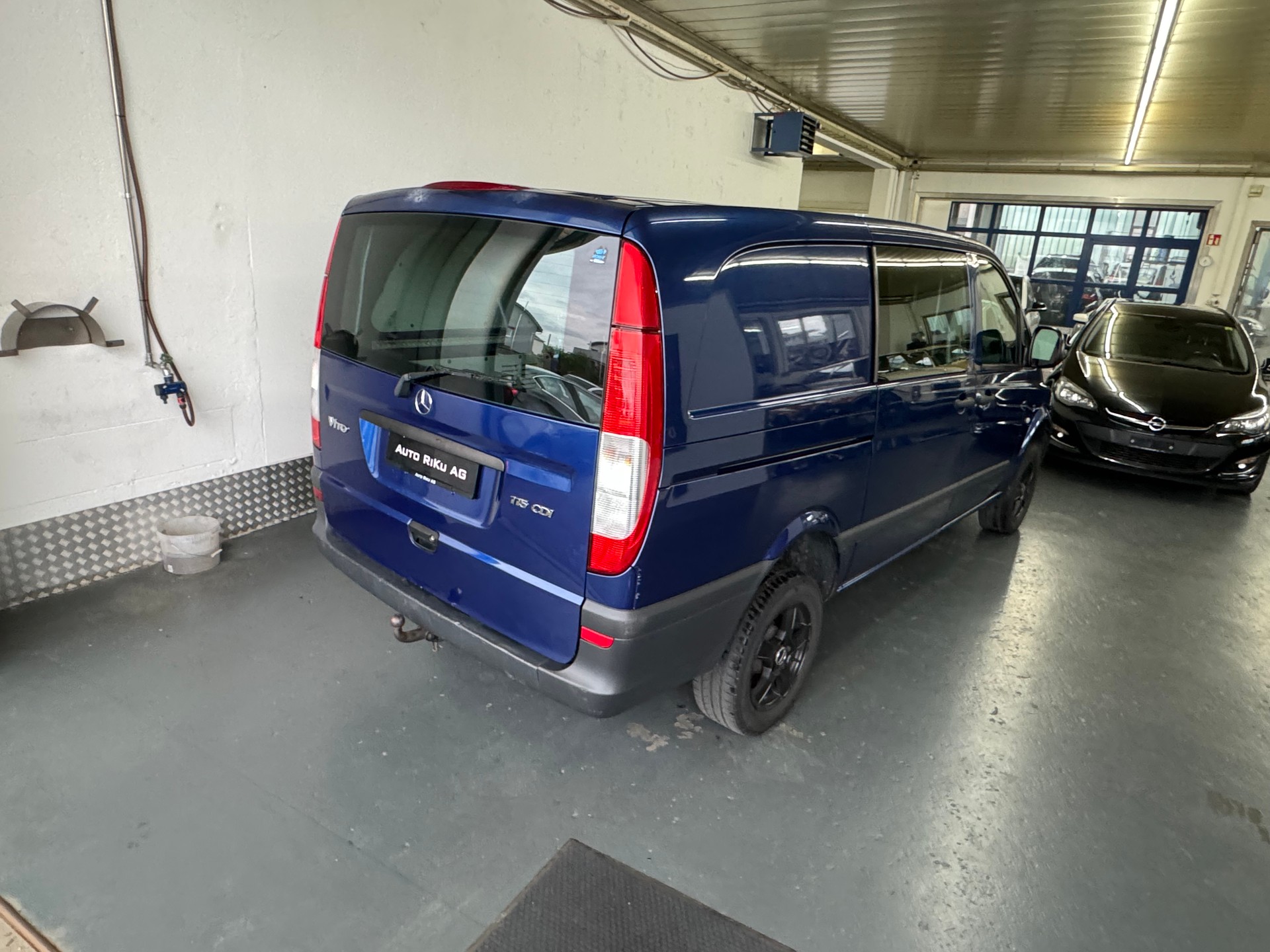 MERCEDES-BENZ Vito 115 CDI EL-image-7