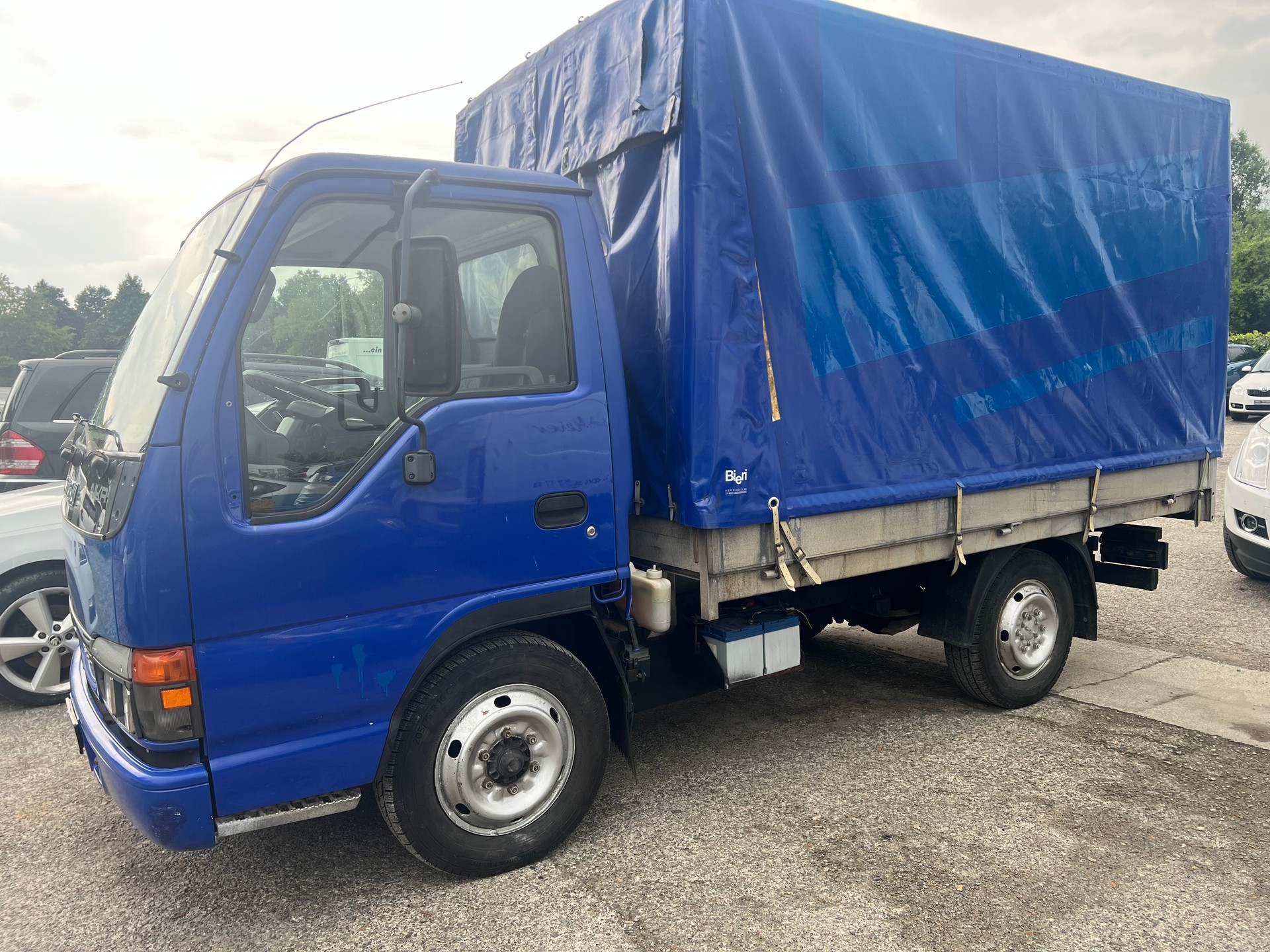 ISUZU NKR 77AE - KS 35.04 E