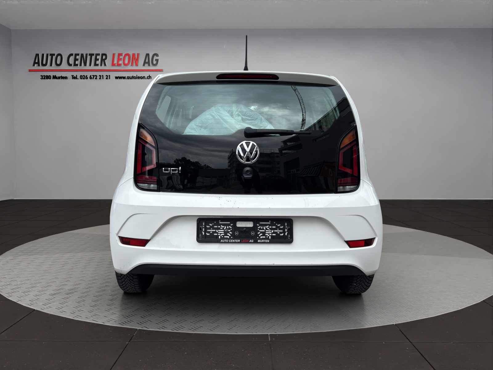 VW Up 1.0 move up-image-4