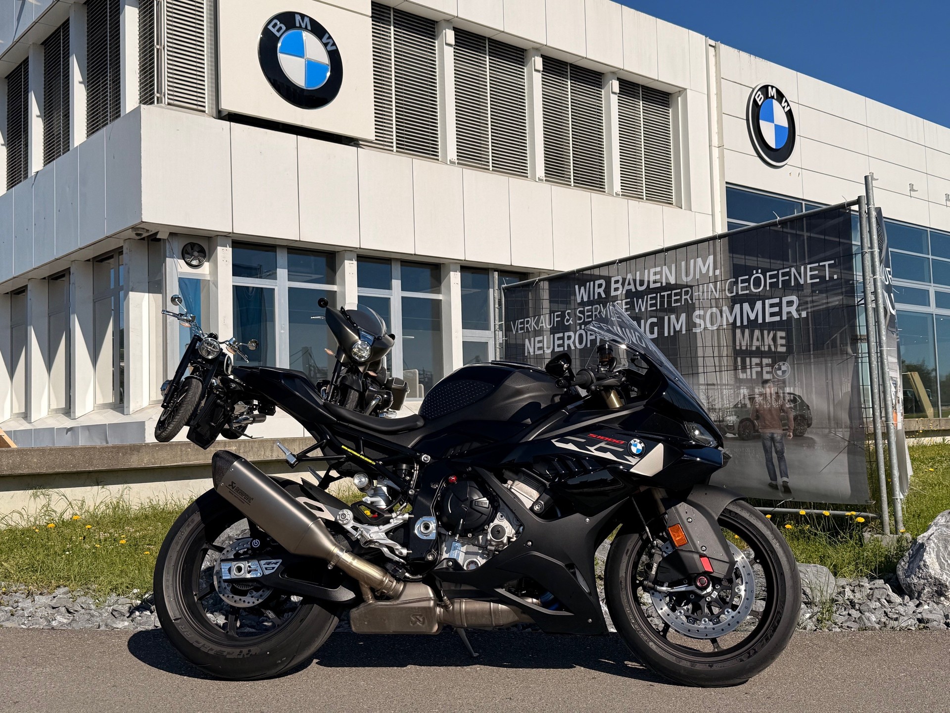 BMW S 1000 RR-image-0