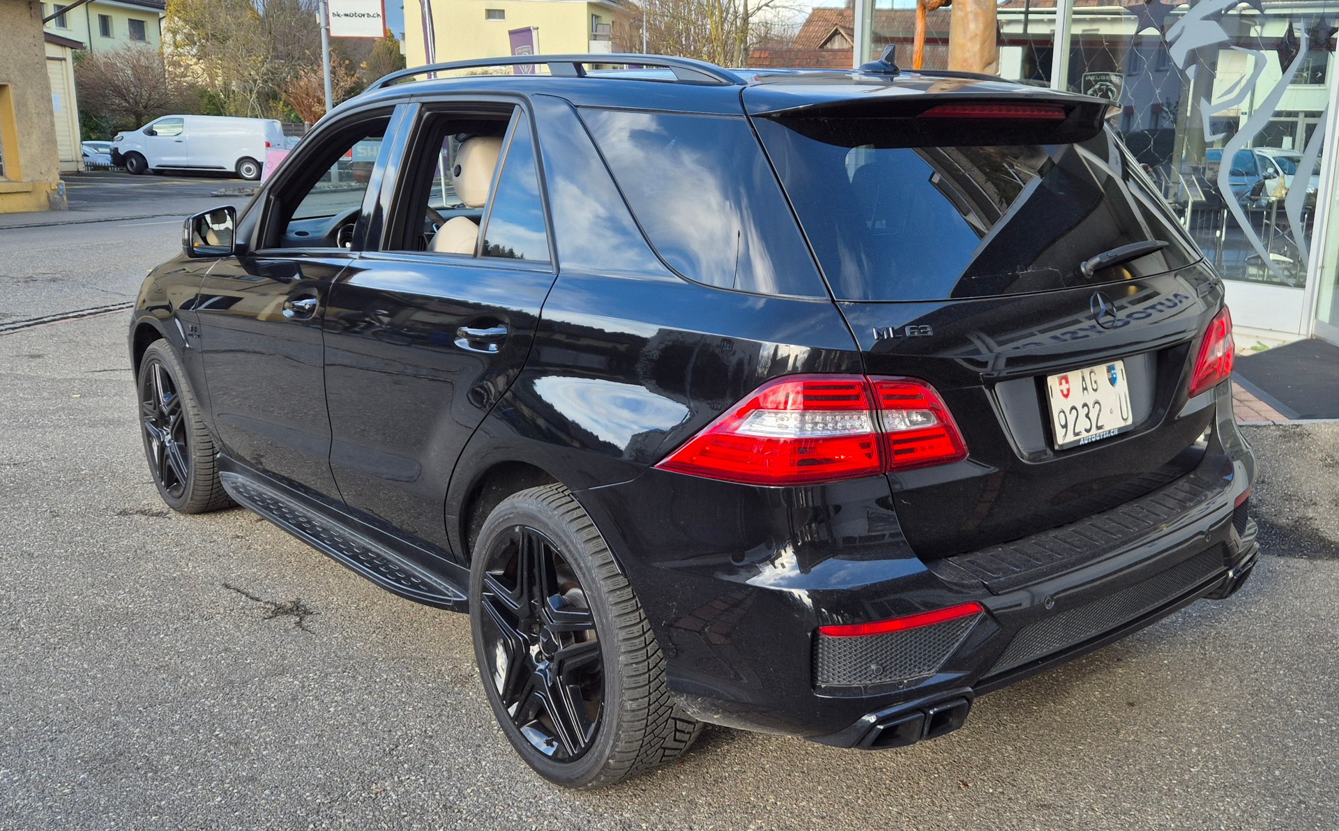 MERCEDES-BENZ ML 63 AMG 4Matic-image-1
