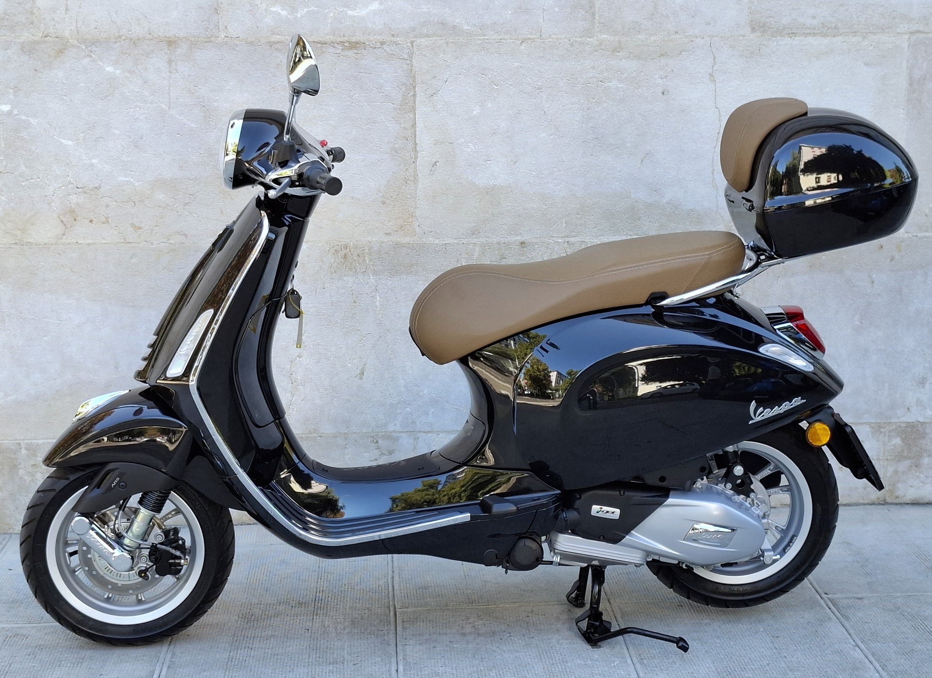 PIAGGIO Vespa 125 Primavera Touring ABS-image-2
