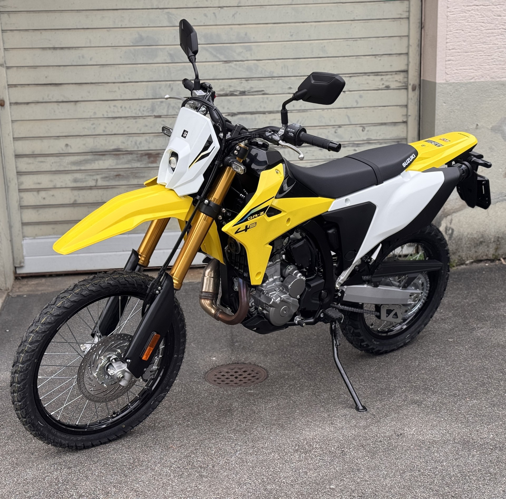 SUZUKI DR-Z 4 S-image-1