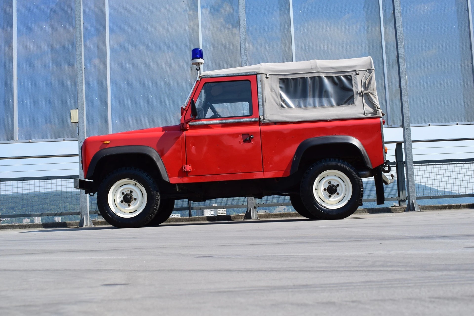 LAND ROVER 90 2.3 STATION WAGON l 75 PS-image-5