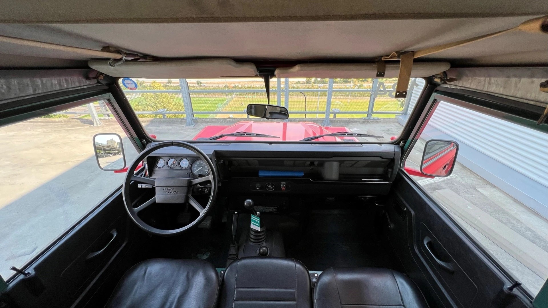 LAND ROVER 90 2.3 STATION WAGON l 75 PS-image-24