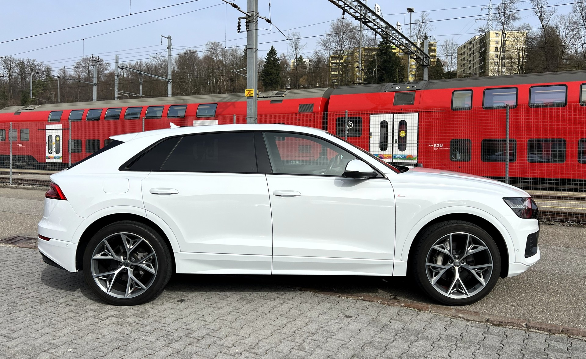 AUDI Q8 50 TDI quattro tiptronic-image-5