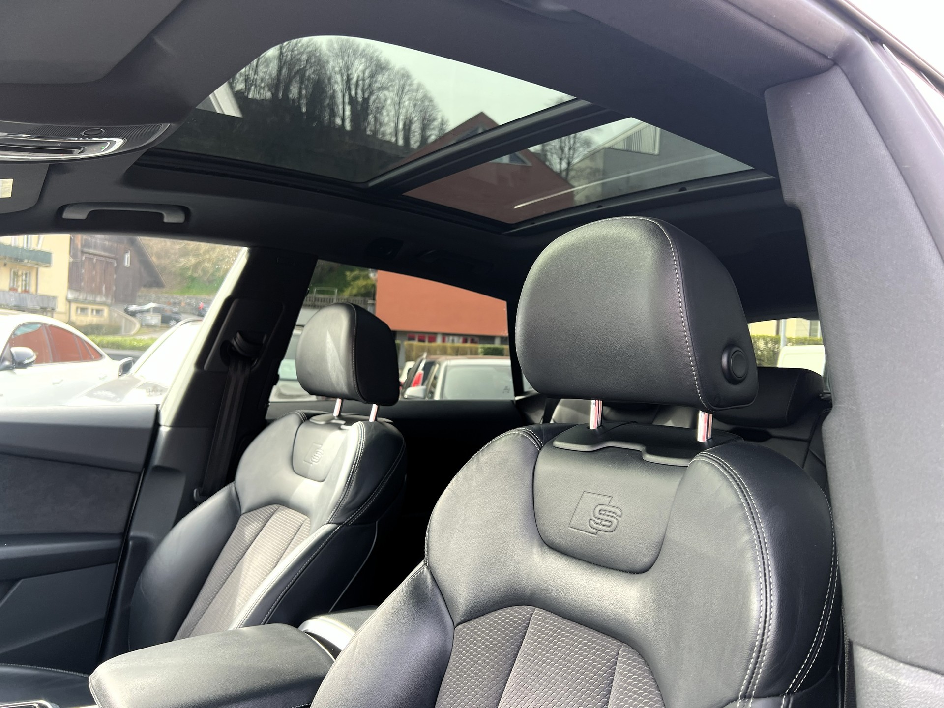 AUDI Q8 50 TDI quattro tiptronic-image-23