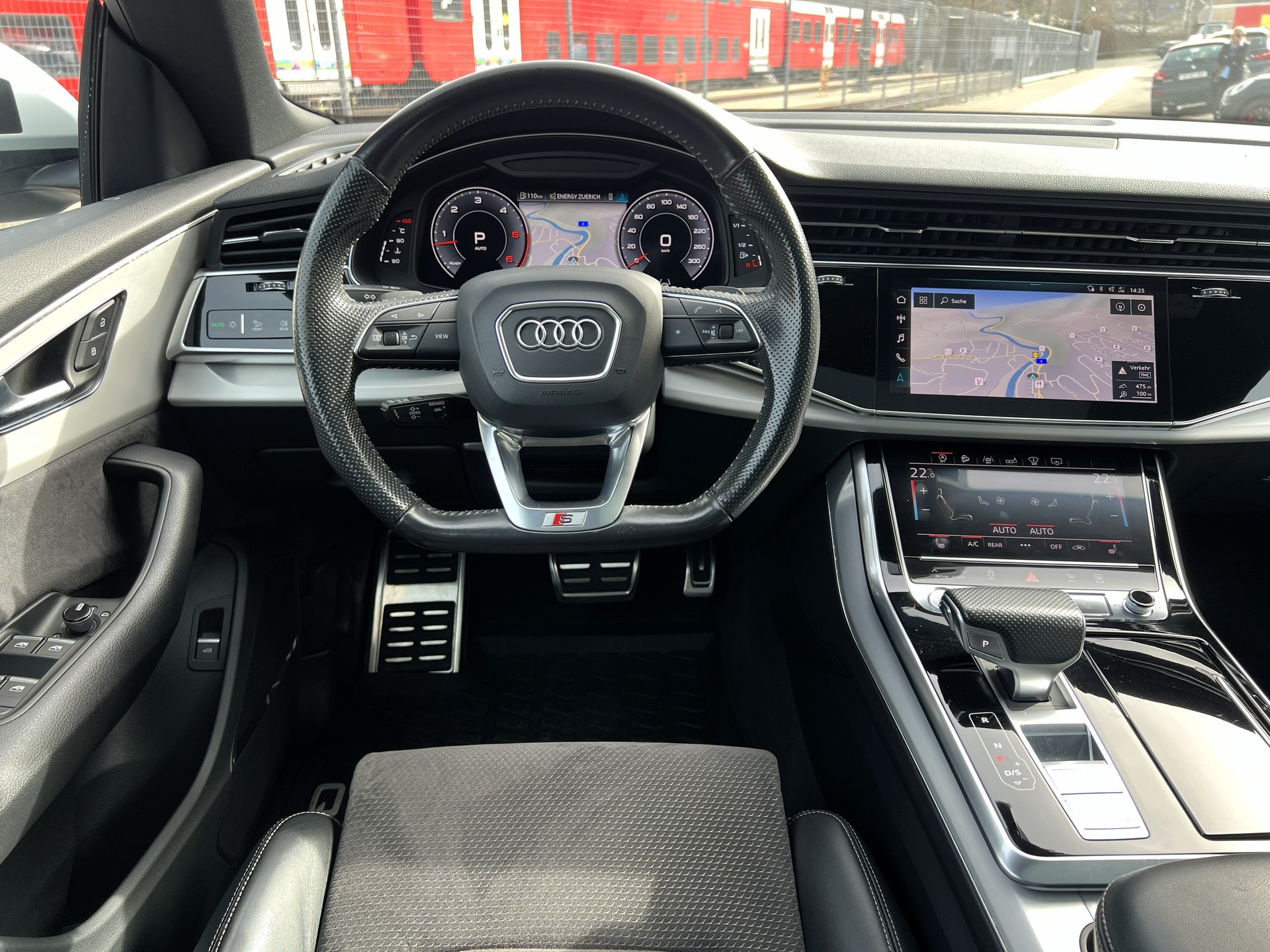 AUDI Q8 50 TDI quattro tiptronic-image-25