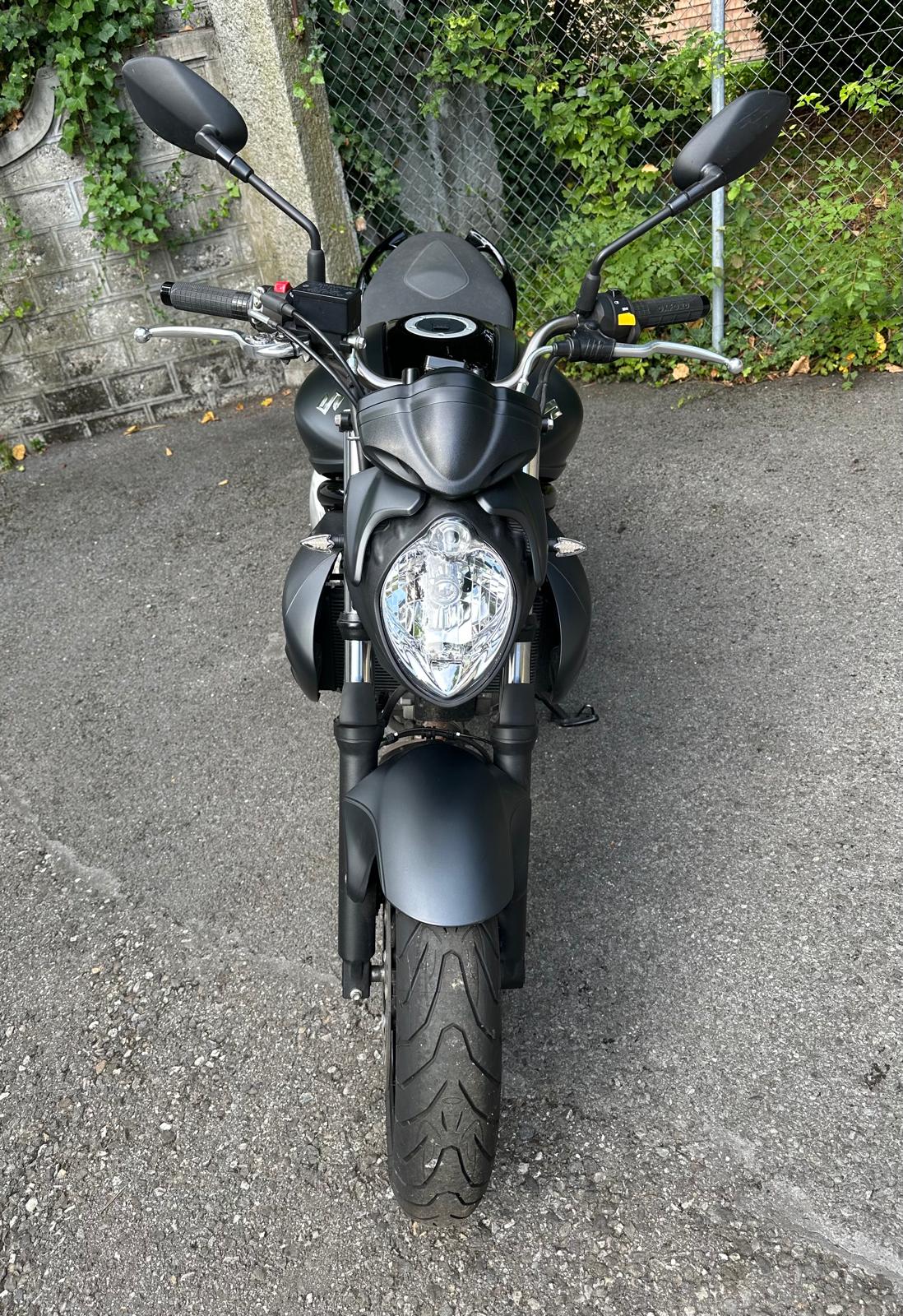 SUZUKI SFV 650 Gladius ABS