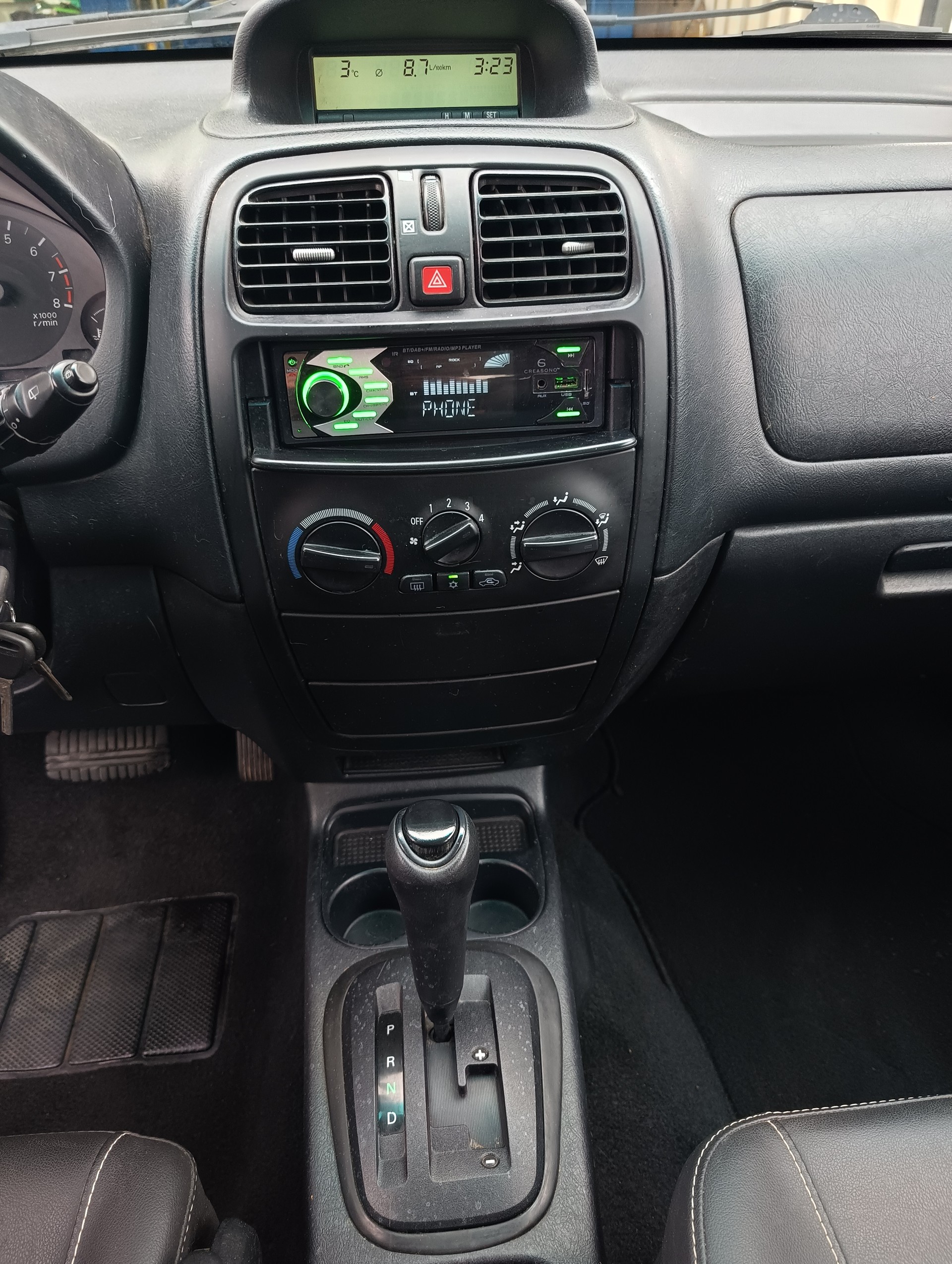 MITSUBISHI Space Star 1.8 16V Premium-image-9