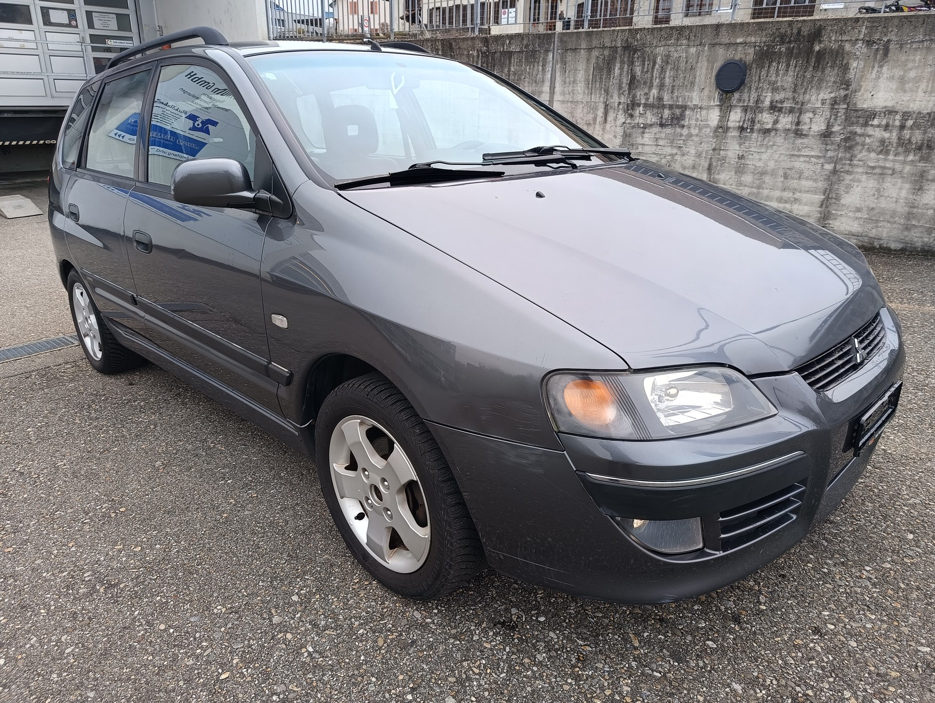 MITSUBISHI Space Star 1.8 16V Premium-image-2