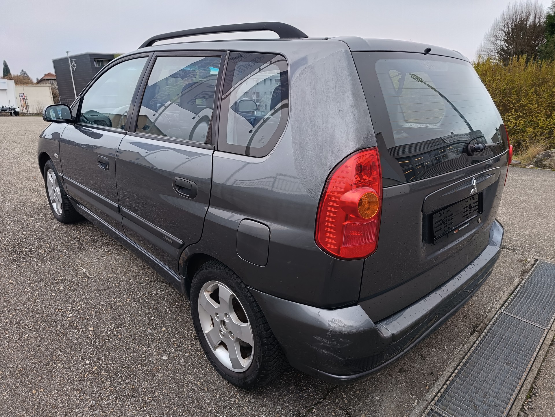 MITSUBISHI Space Star 1.8 16V Premium-image-5