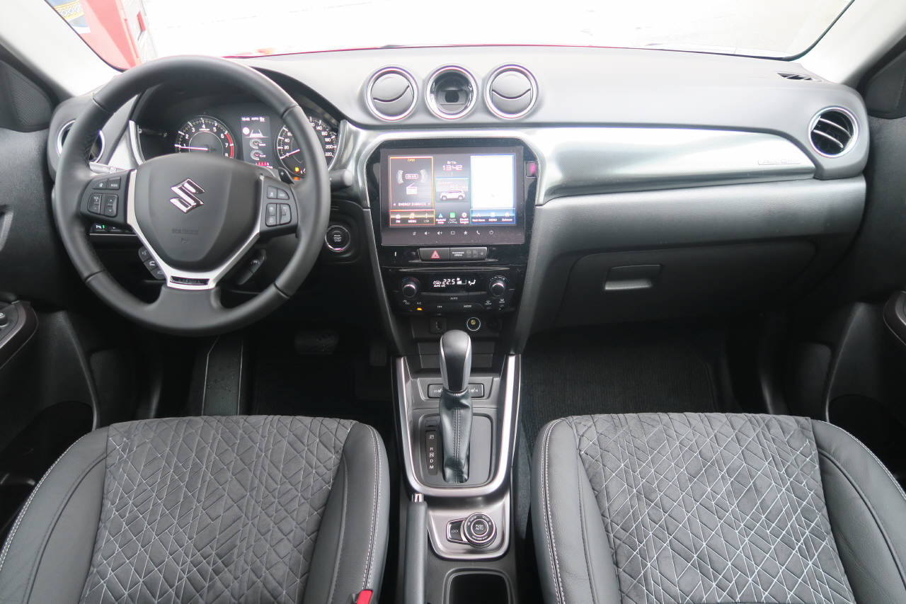 SUZUKI Vitara 1.4 T Sakura Top Hybrid 4x4-image-4