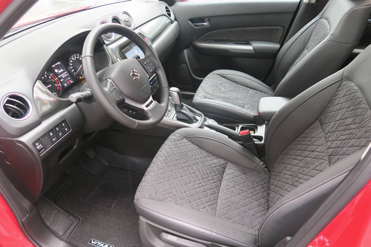 SUZUKI Vitara 1.4 T Sakura Top Hybrid 4x4-showroom-element-3