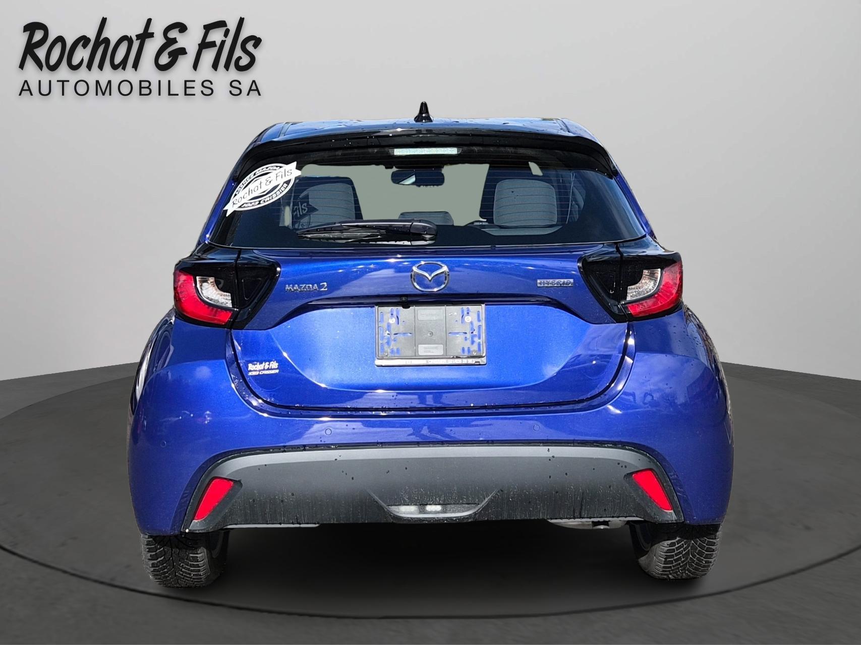 MAZDA 2 Hybrid Exclusive-line-showroom-element-3