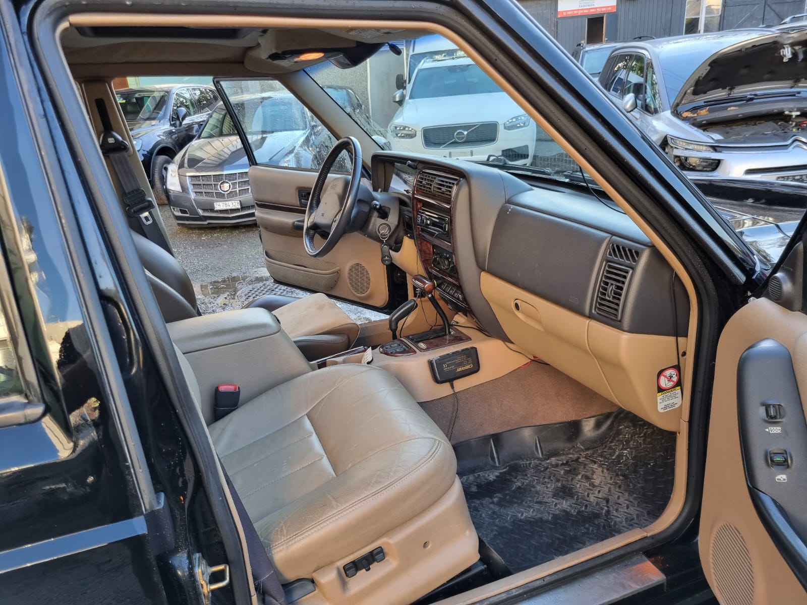 JEEP Cherokee 4.0 Limited Freedom-image-6