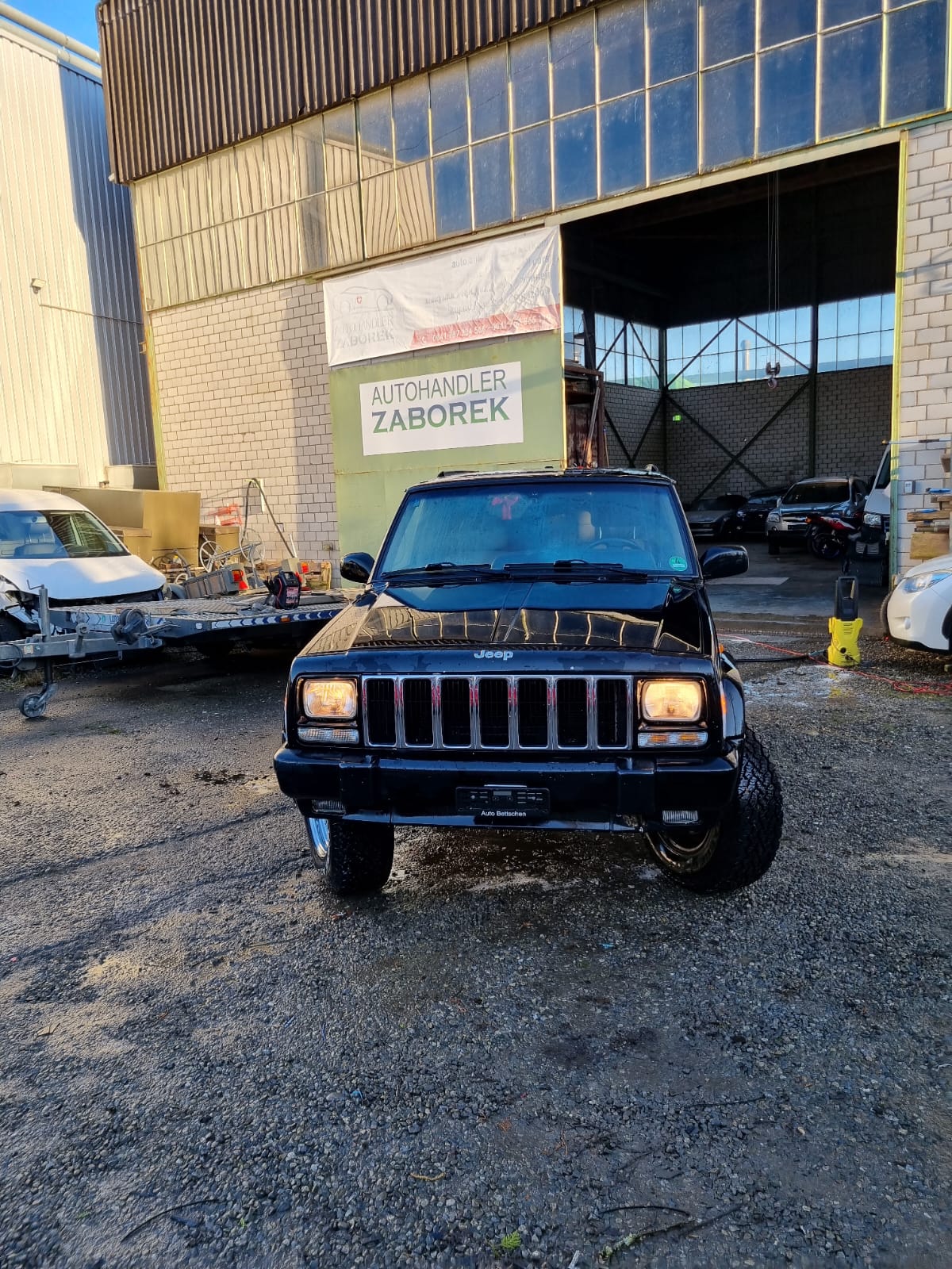 JEEP Cherokee 4.0 Limited Freedom-image-1
