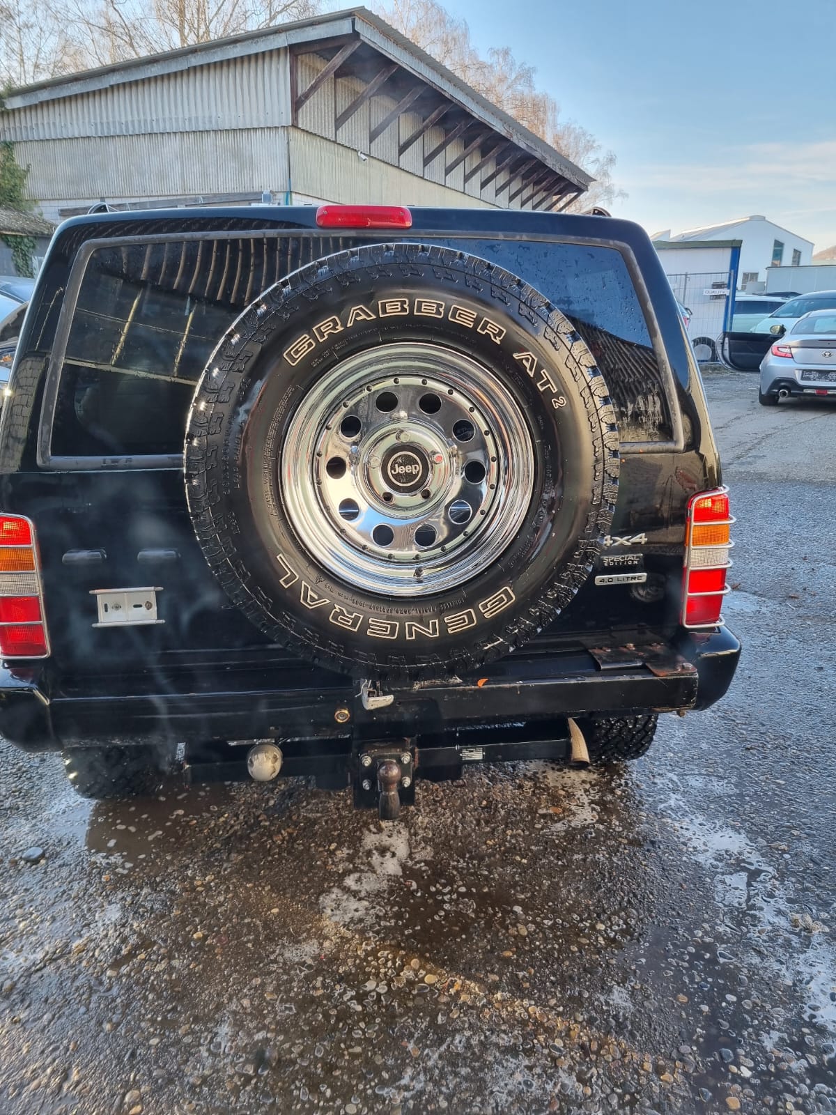 JEEP Cherokee 4.0 Limited Freedom-image-10