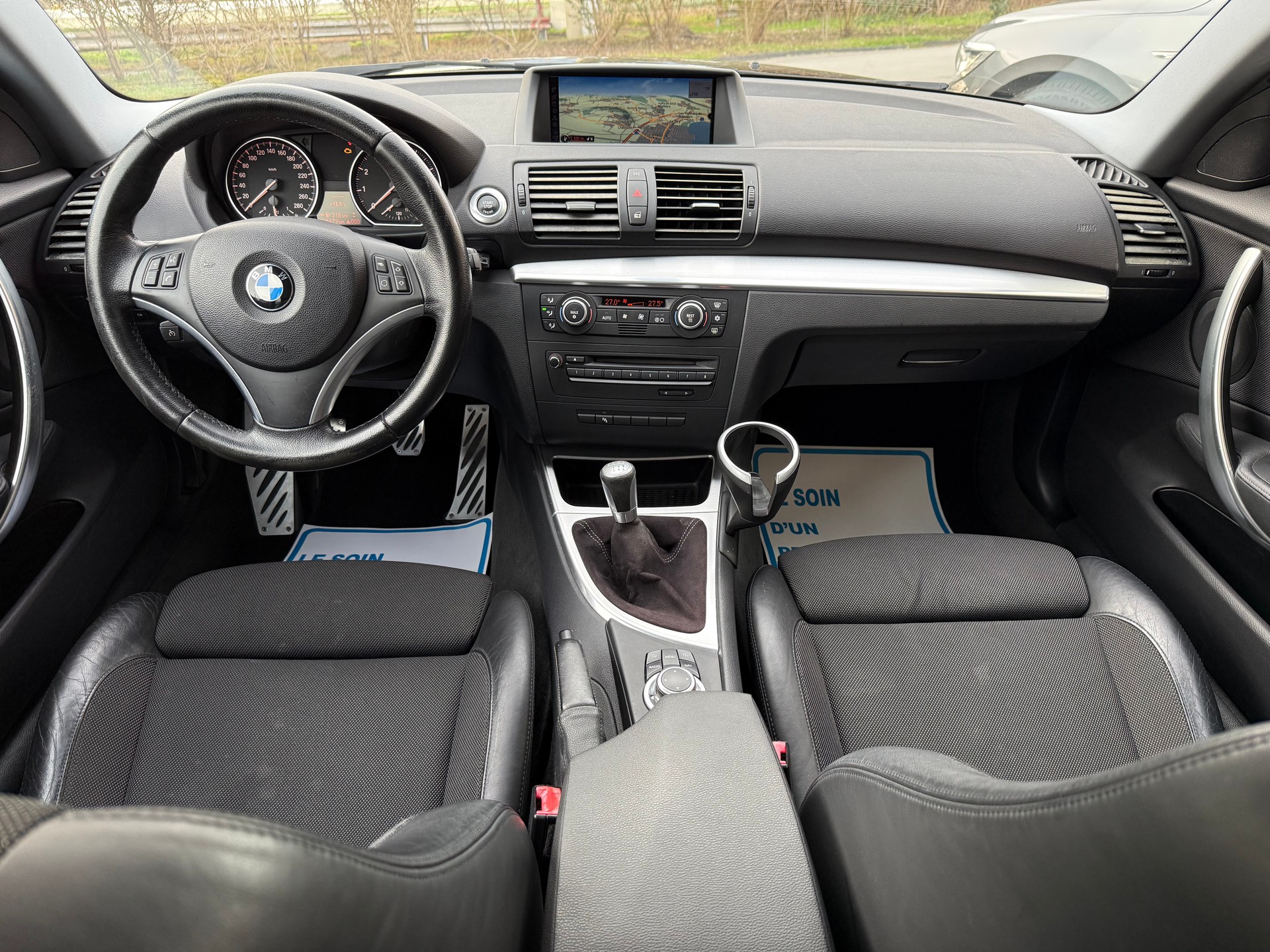 BMW 135i Coupé-image-15