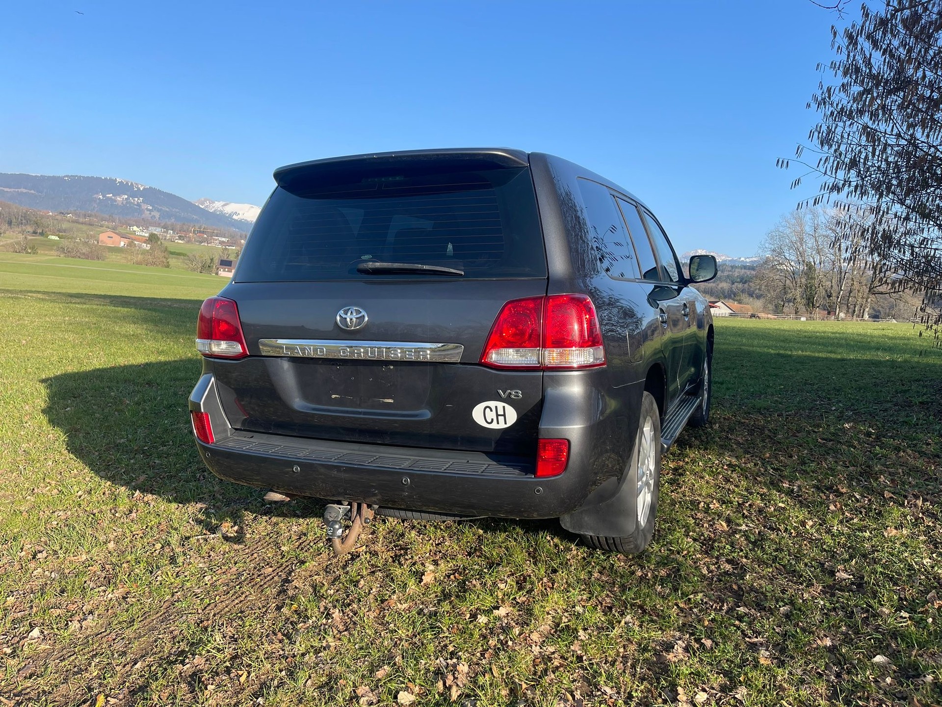 TOYOTA Land Cruiser V8 4.5 D-4D Linea Sol-image-4