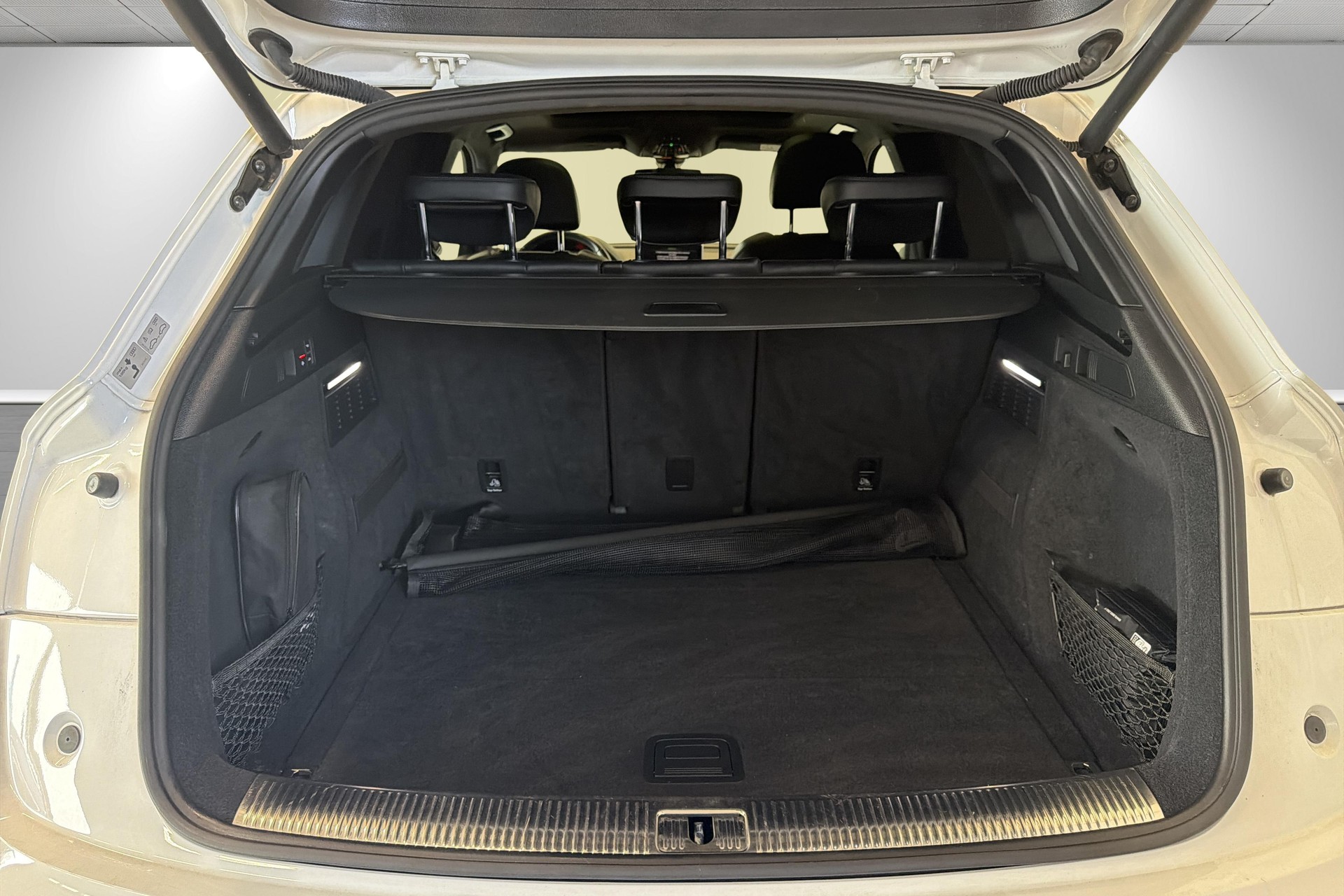 AUDI SQ5 3.0 TFSI quattro S-tronic-image-17