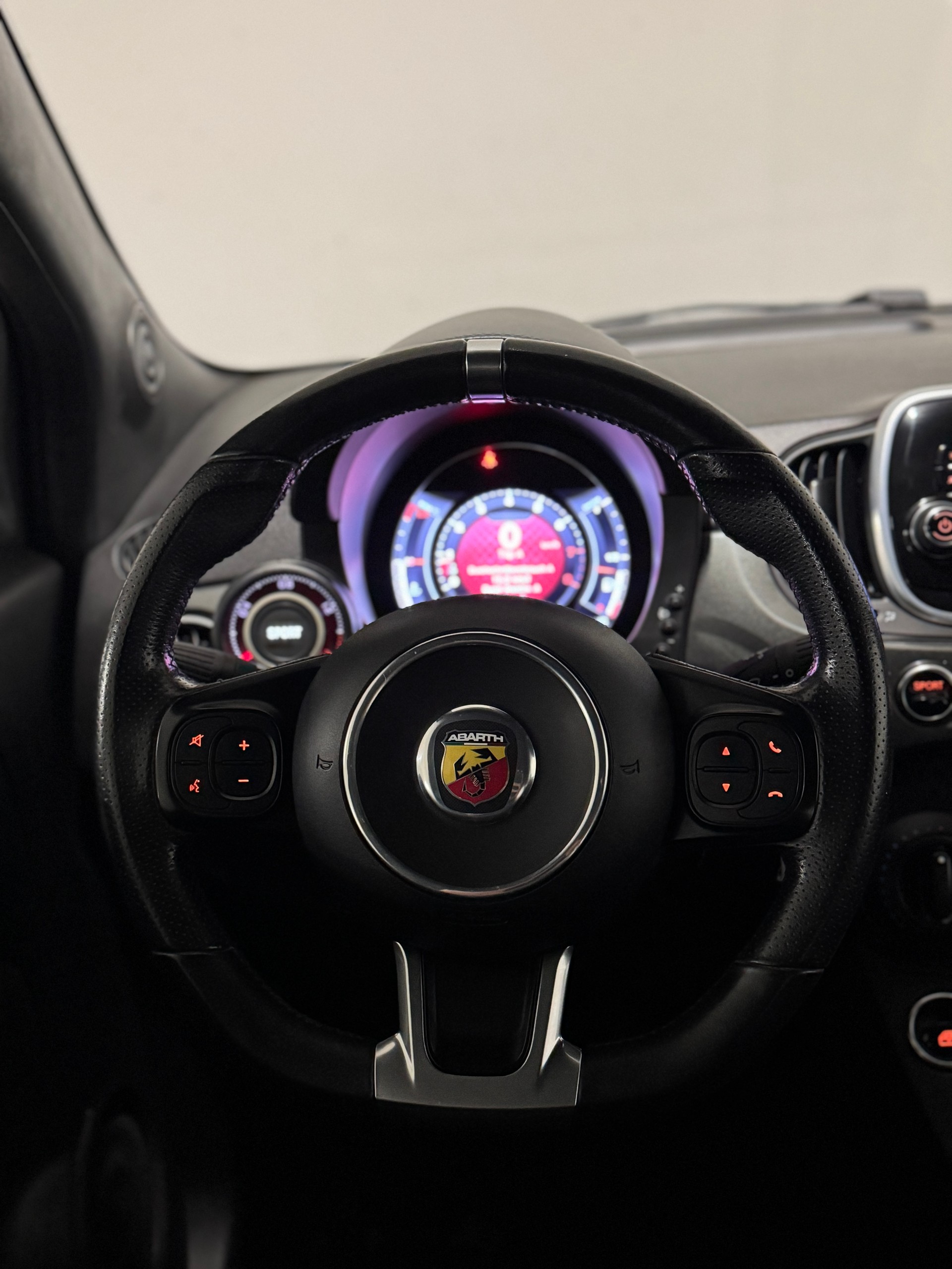 FIAT 595 1.4 16V Turbo Abarth-image-11
