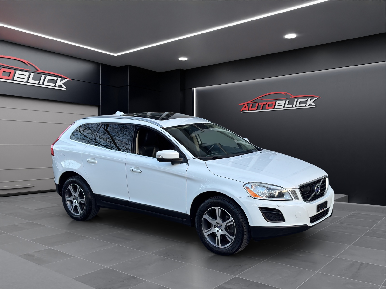 VOLVO XC60 2,4-Diesel *Automat *4x4 AWD *HEICO- Performance 232-PS *R-Design Geartronic * Frisch ab MFK * Frisch ab Service.-showroom-element-2