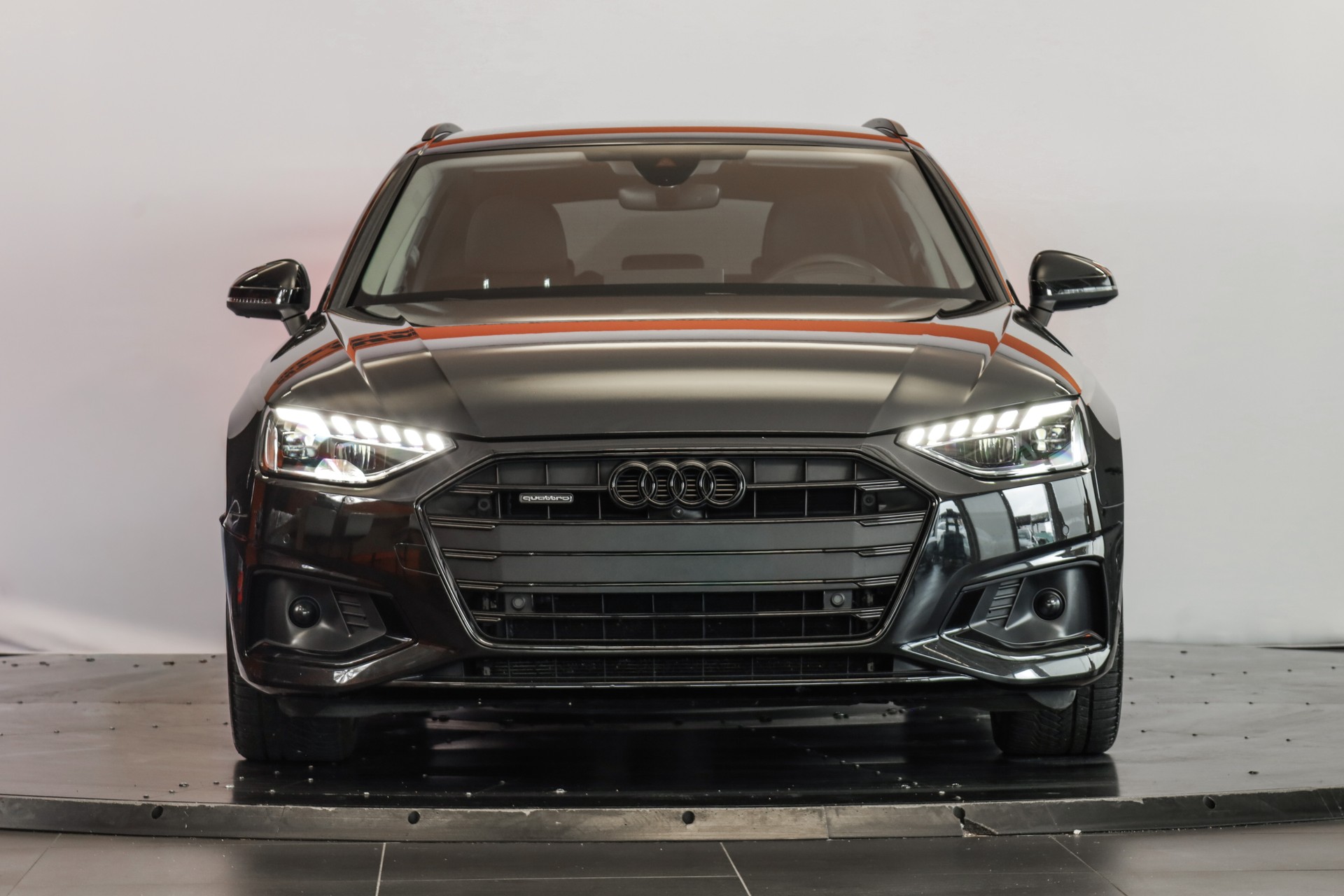 AUDI A4 Avant 40 TDI advanced quattro S-tronic-showroom-element-1