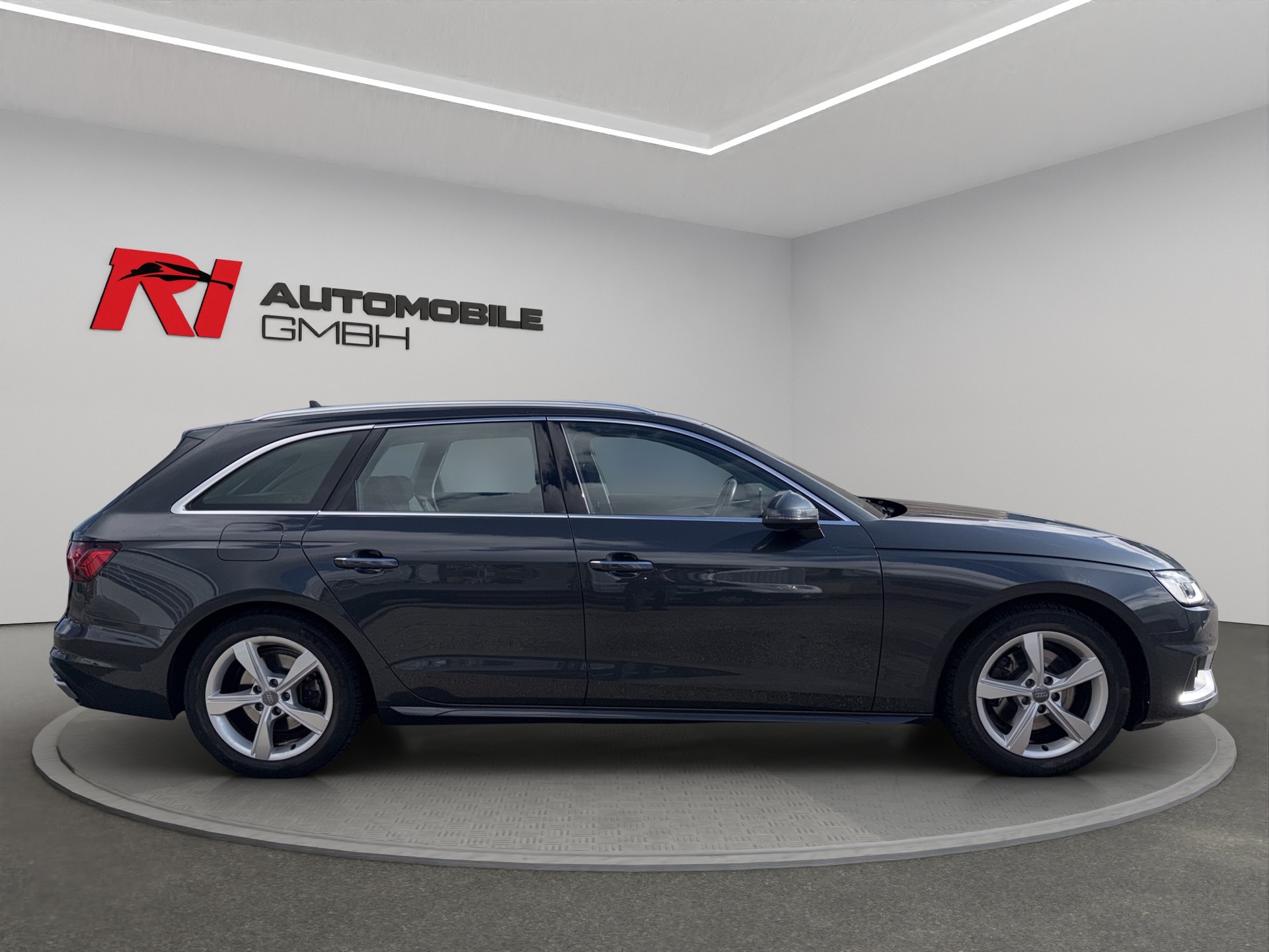 AUDI A4 Avant 40 TFSI advanced S-tronic-image-6