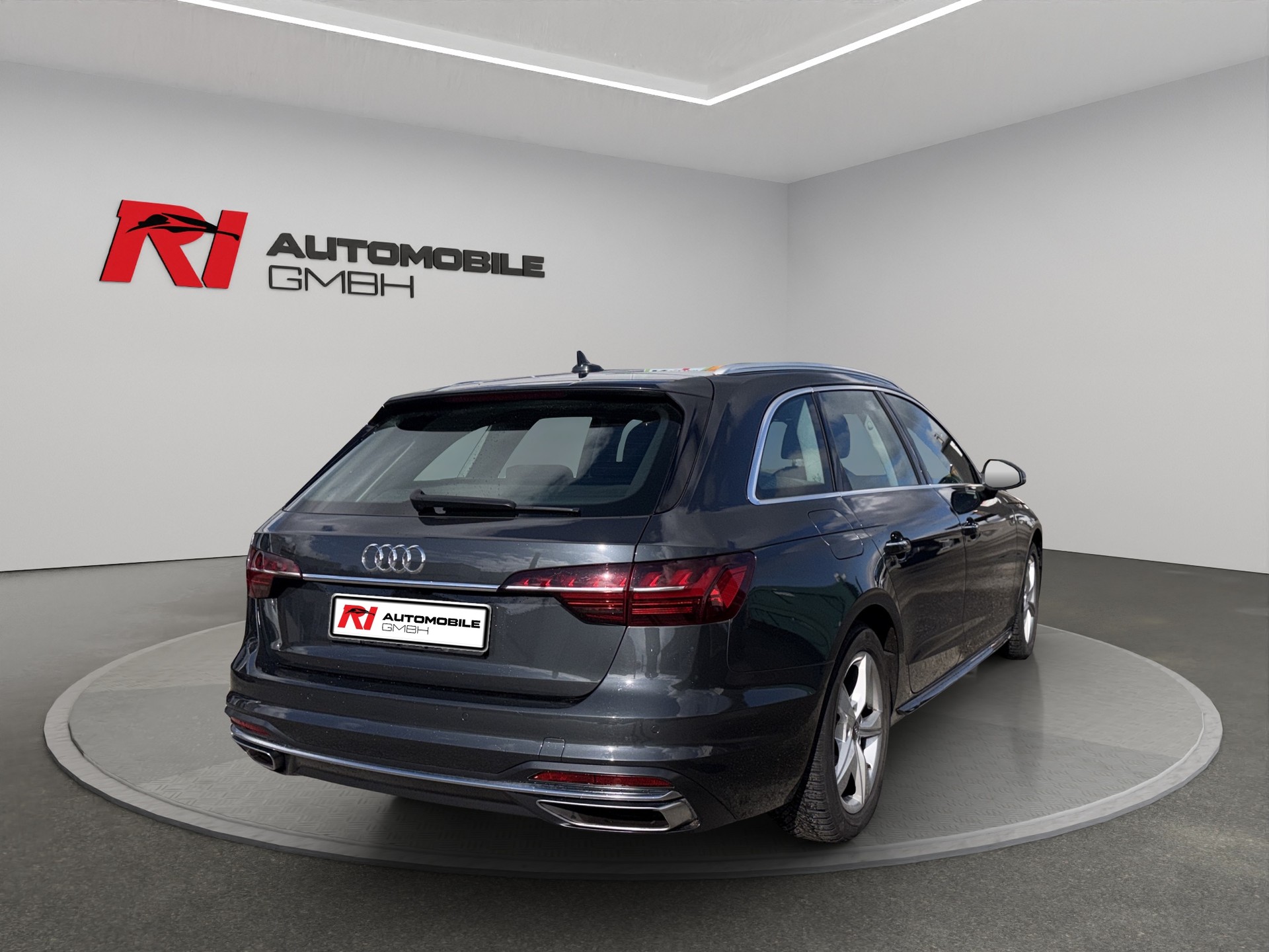 AUDI A4 Avant 40 TFSI advanced S-tronic-image-7