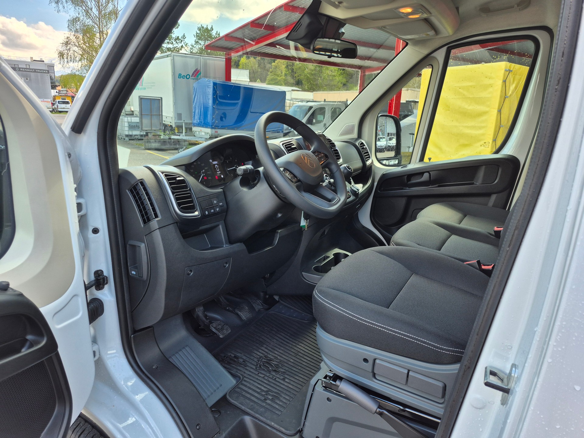 CITROEN Jumper 35 2.2 BlueHDi 140 L2 Brücke-image-12