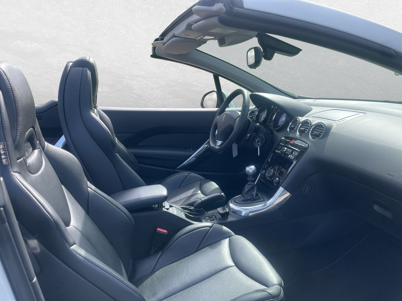 PEUGEOT 308 CC 1.6 16V 150 Turbo Plati-image-8