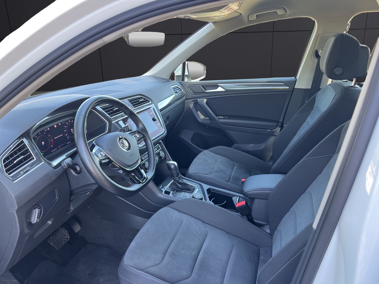 VW Tiguan 2.0TSI Highline 4Motion DSG-image-8