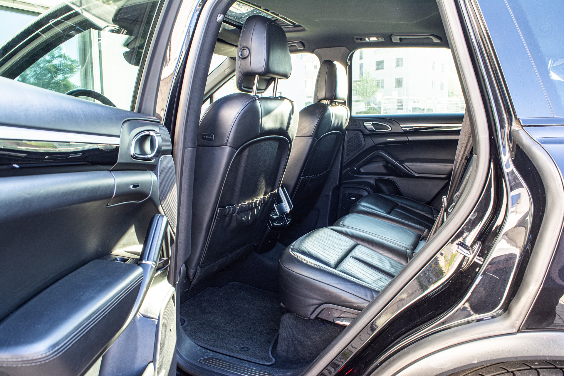 PORSCHE Cayenne S V8-image-16