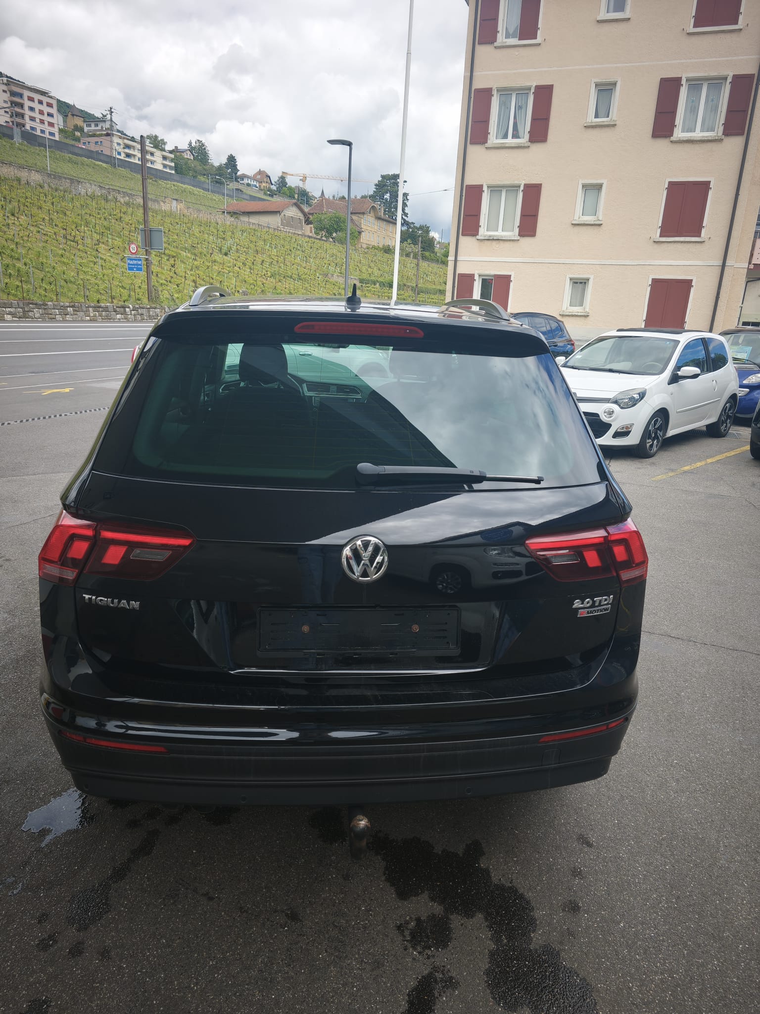 VW Tiguan 2.0 TDI SCR Pure 4X4-image-3