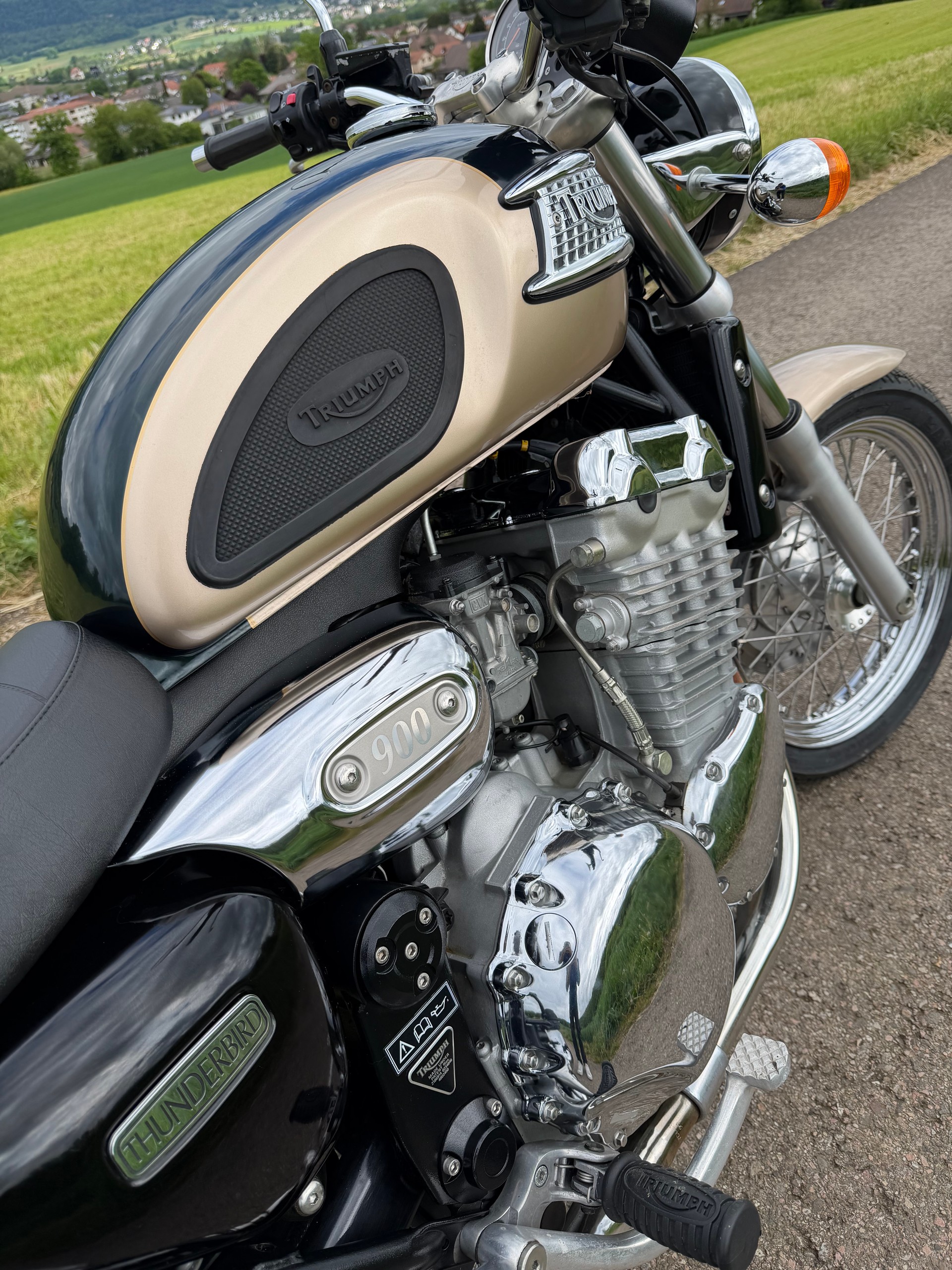 TRIUMPH Thunderbird 900 Sport - service fait / ab Service-image-4
