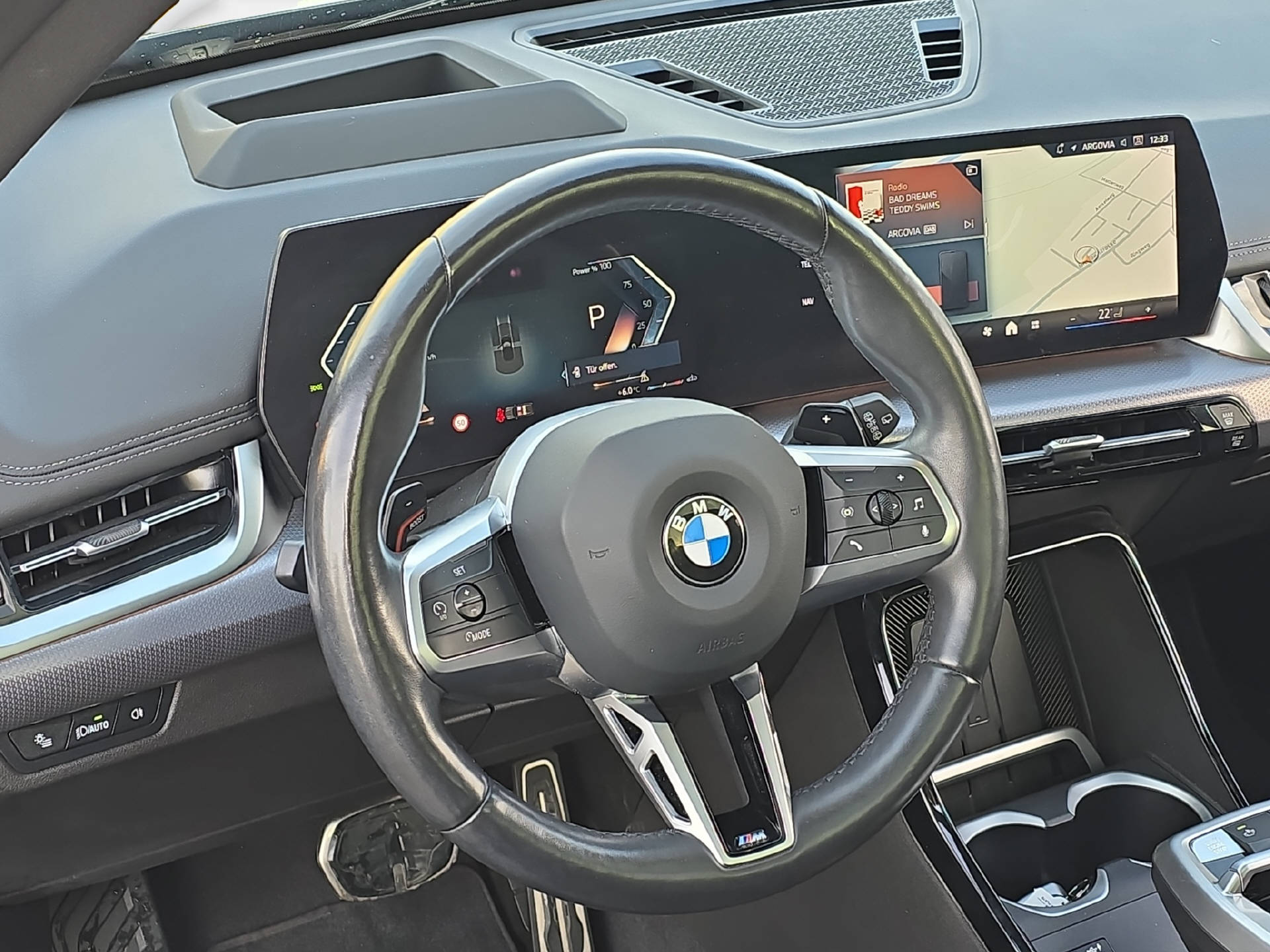 BMW X1 20d xDrive M Sport ** 5 Jahre GARANTIE // 2'000 kg Anhängelast **-image-14