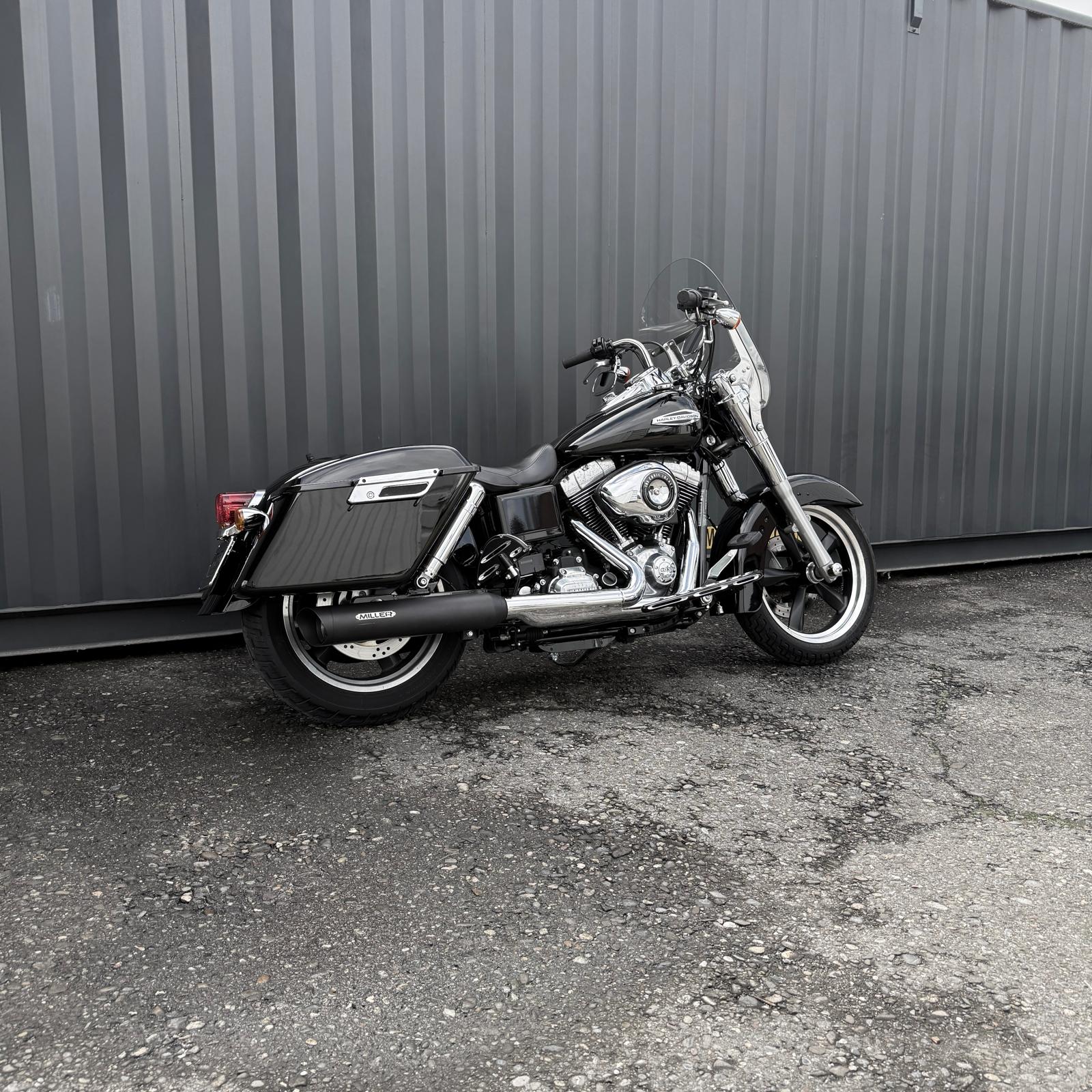 HARLEY-DAVIDSON FLD Dyna Switchback ABS-image-2