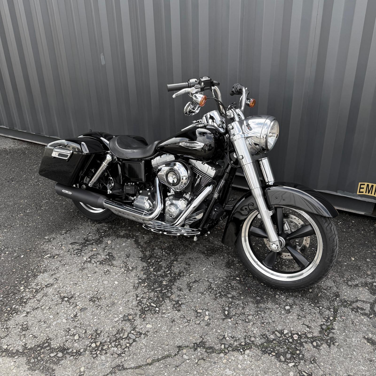 HARLEY-DAVIDSON FLD Dyna Switchback ABS-image-8