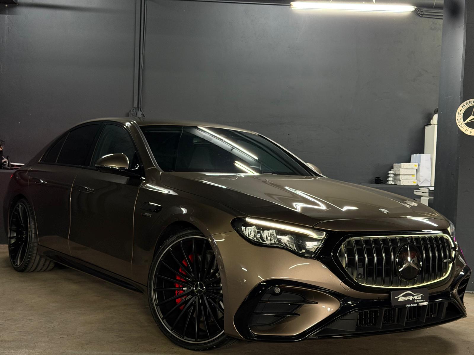 MERCEDES-BENZ E 53 AMG Hybrid Limited Brown&Black Performance 4Matic+ 9G-Tronic 4Jahre Werksgarantie&Gratisservice-showroom-element-1
