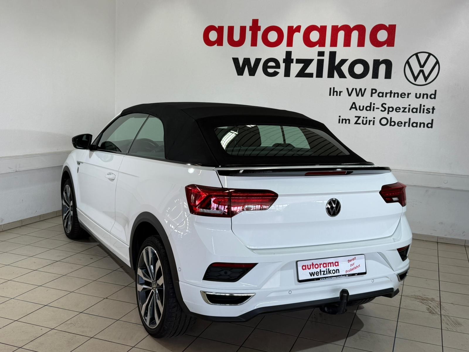 VW T-Roc Cabriolet 1.5 TSI EVO Black & White DSG-image-7