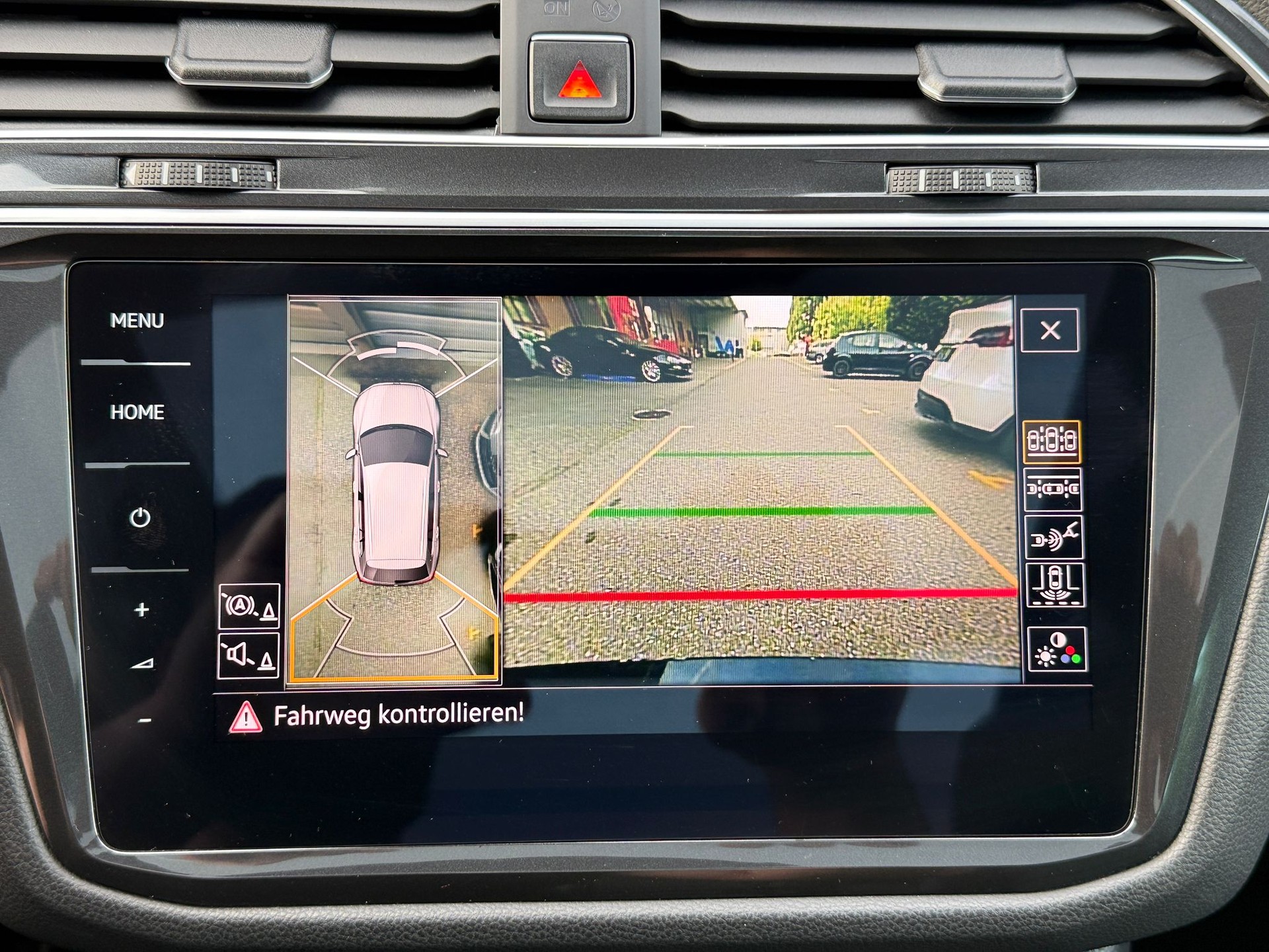 VW Tiguan 2.0 TDI SCR Highline DSG-image-17
