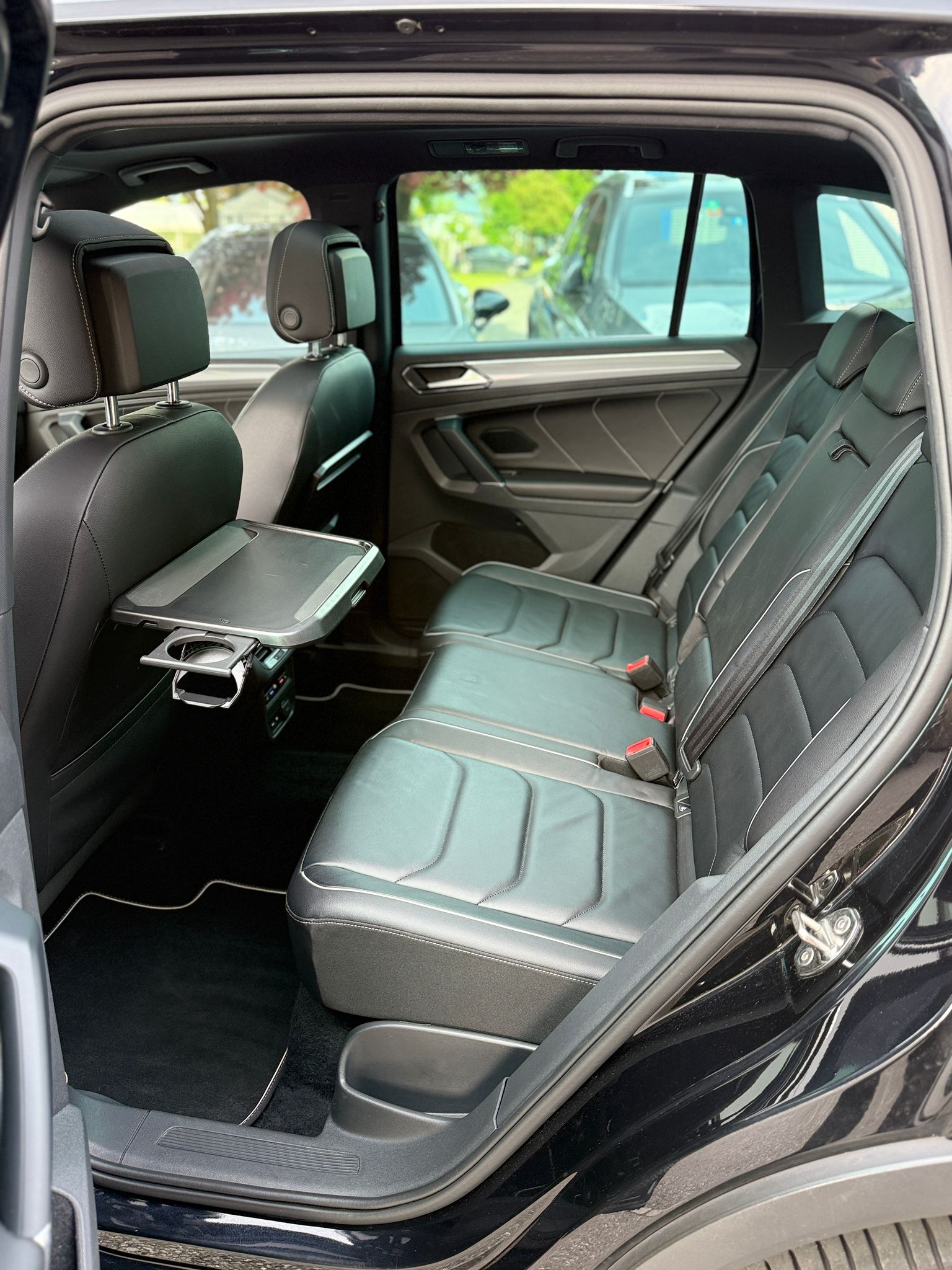 VW Tiguan 2.0 TDI SCR Highline DSG-image-10