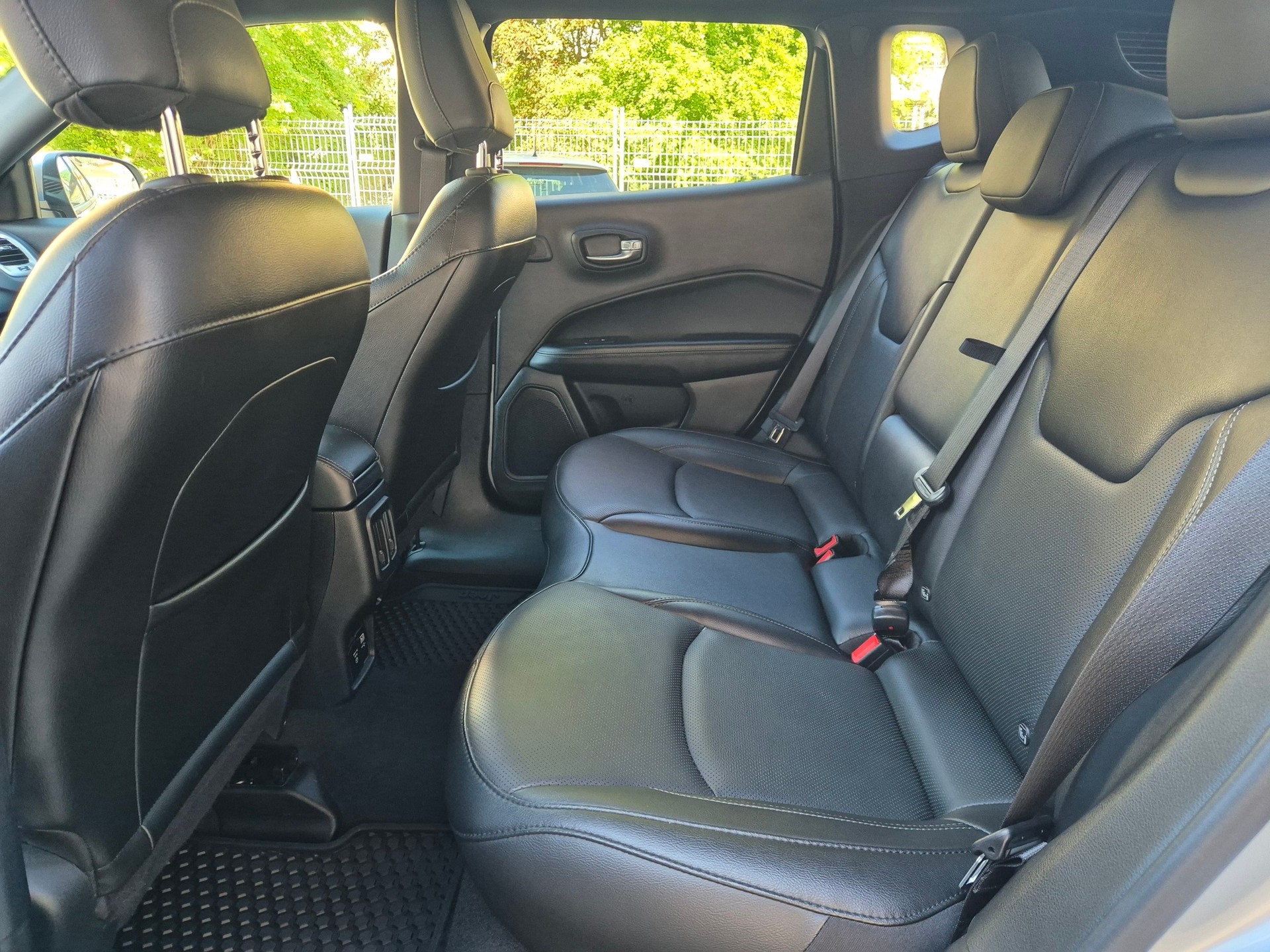 JEEP Compass 1.4 Turbo S AWD 9ATX-image-11
