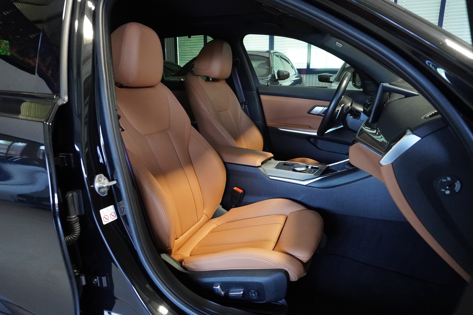 BMW M340d xDrive 48V Touring Steptronic M Sport Pro-image-8