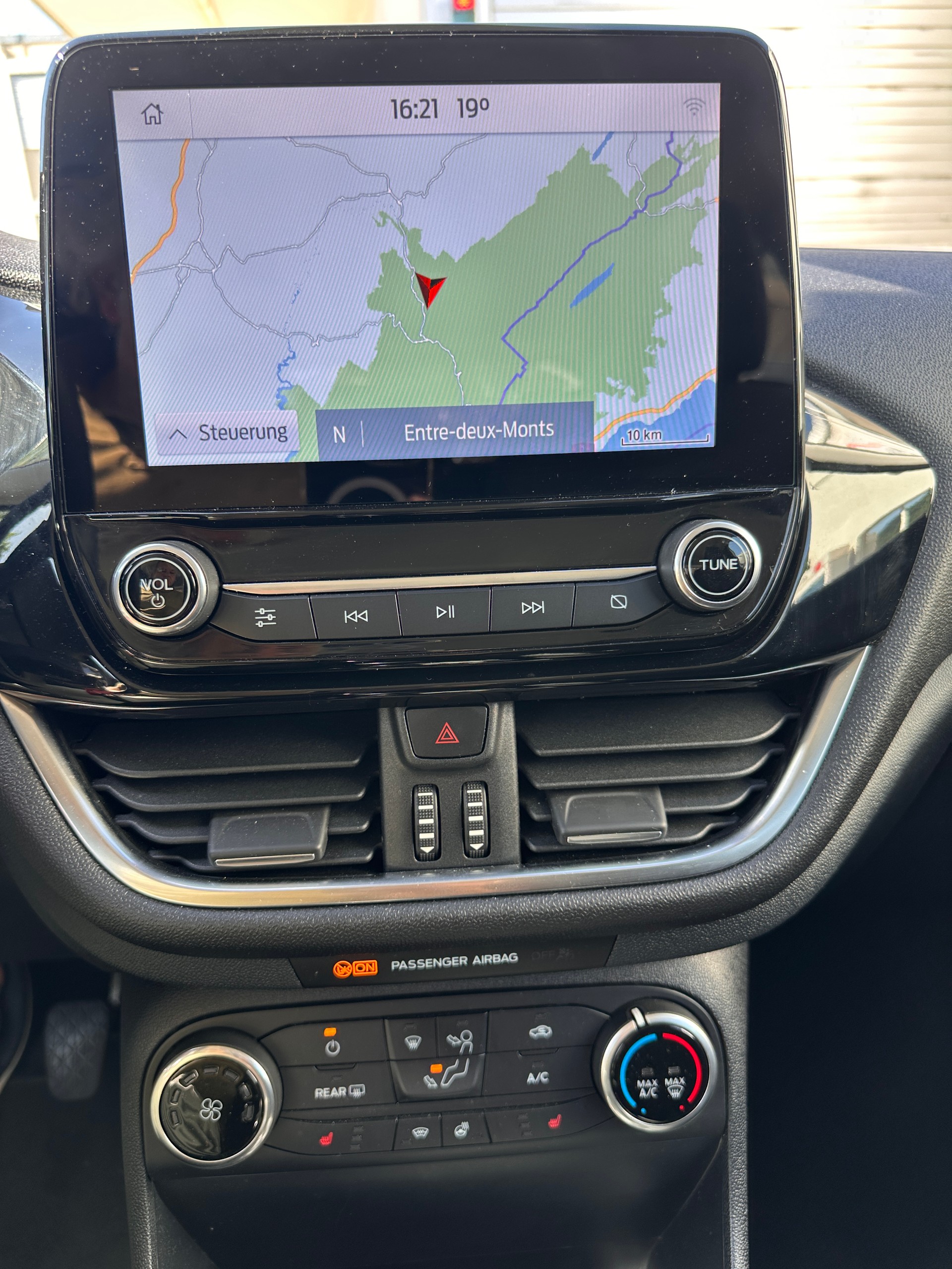 FORD Fiesta 1.0 SCTi Cool & Connect-image-9