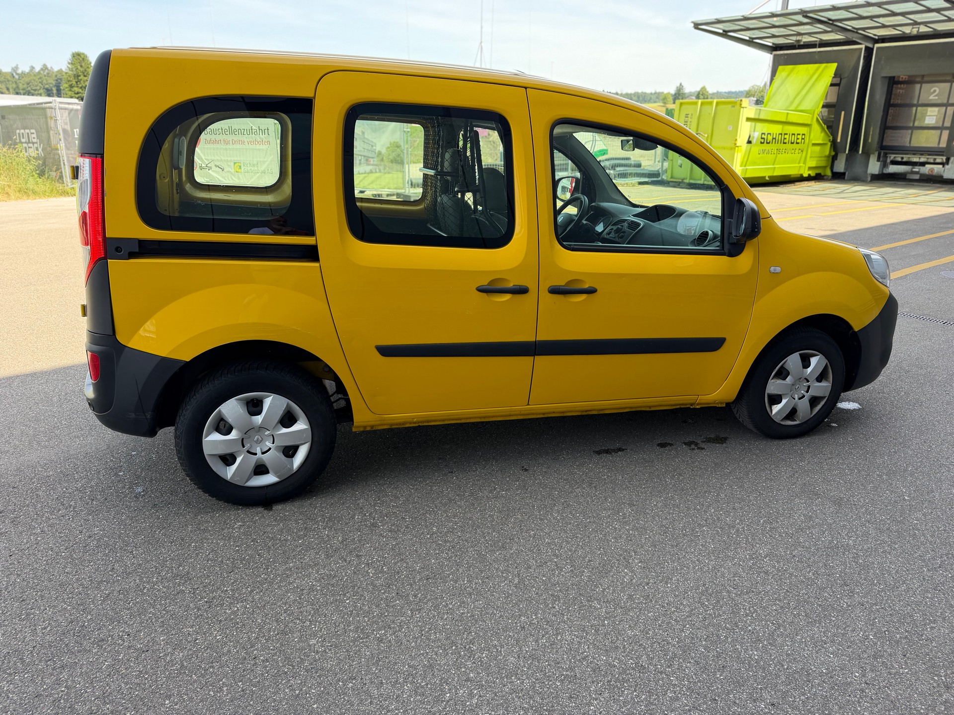 RENAULT Kangoo Medium TCe 115 Business A-showroom-element-3
